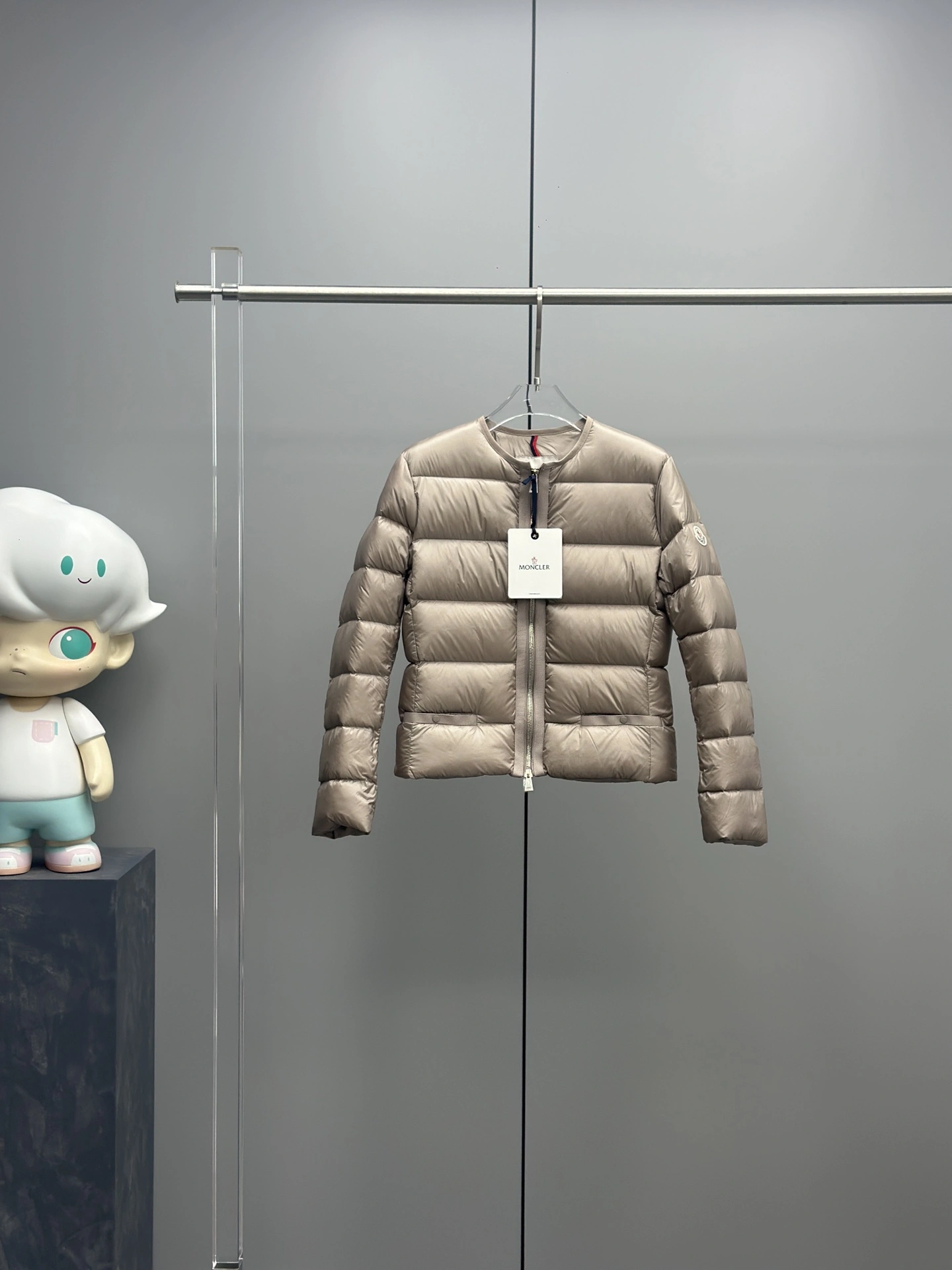 Moncler Down Jackets Timeless 146679