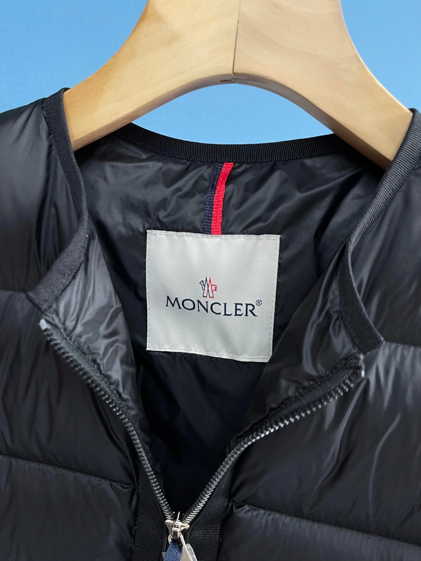 Moncler Down Jackets ZeroBulk 146655