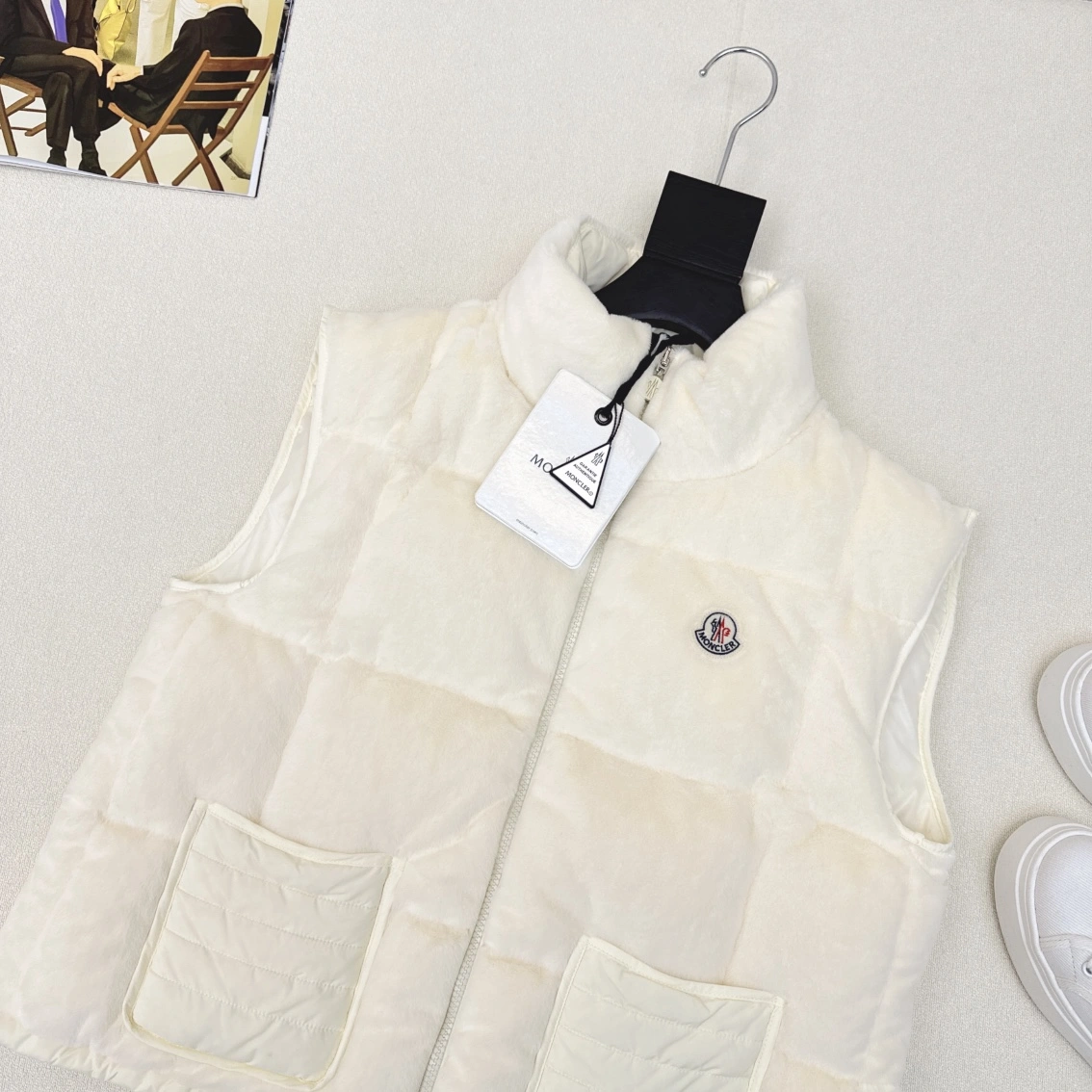 Moncler Down Jackets Trendsetting 146673