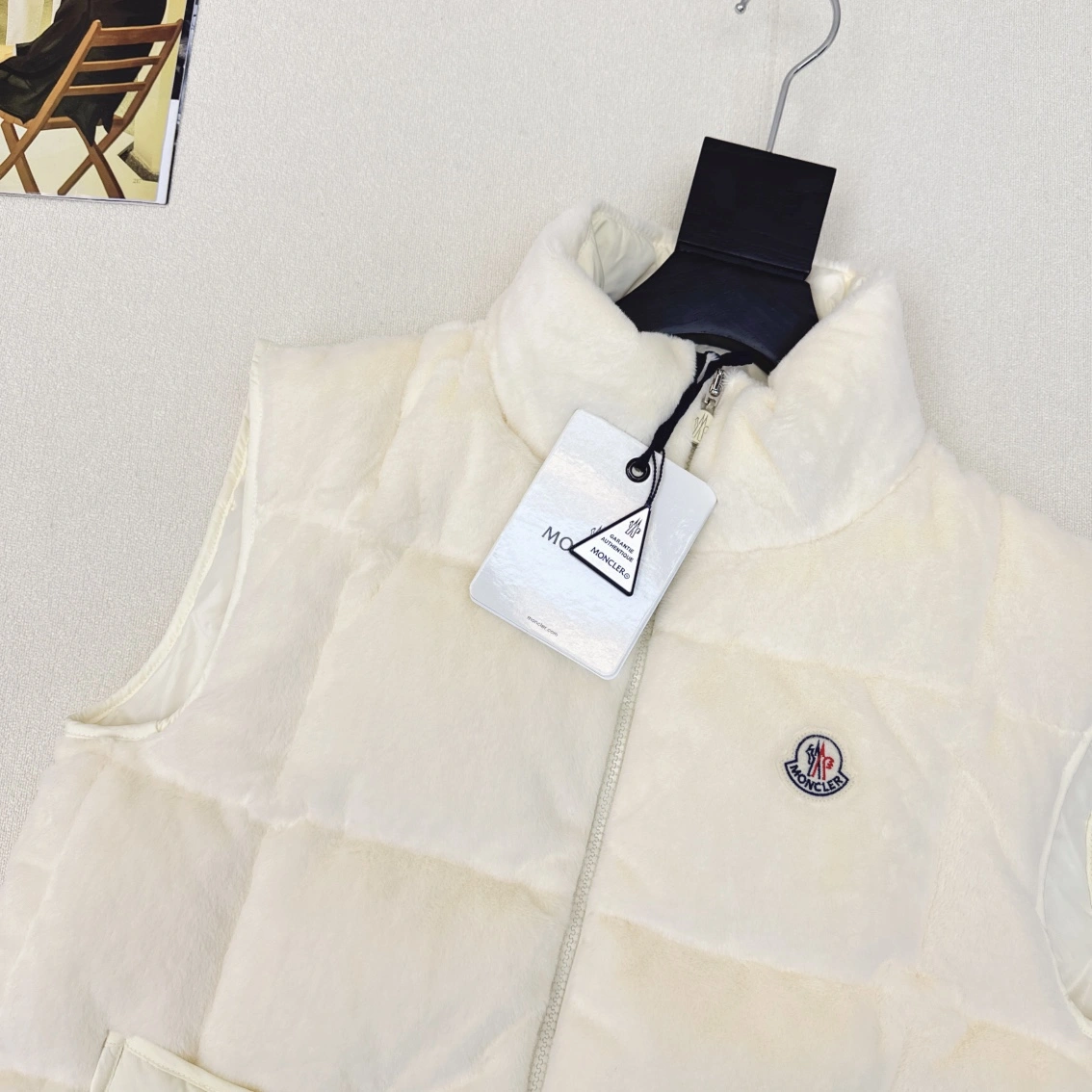 Moncler Down Jackets Trendsetting 146673