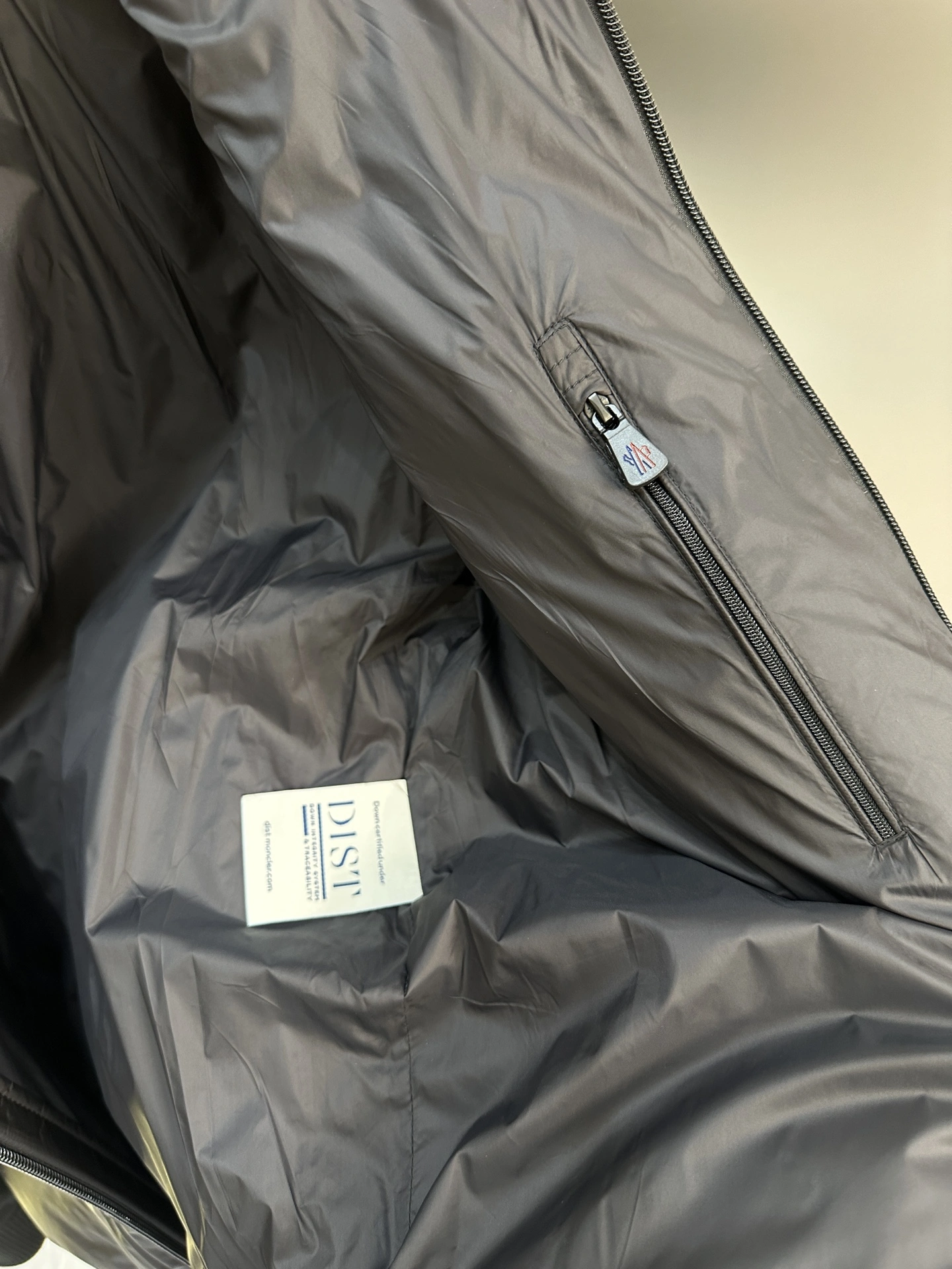 HighQuality Moncler Down Jackets 146654