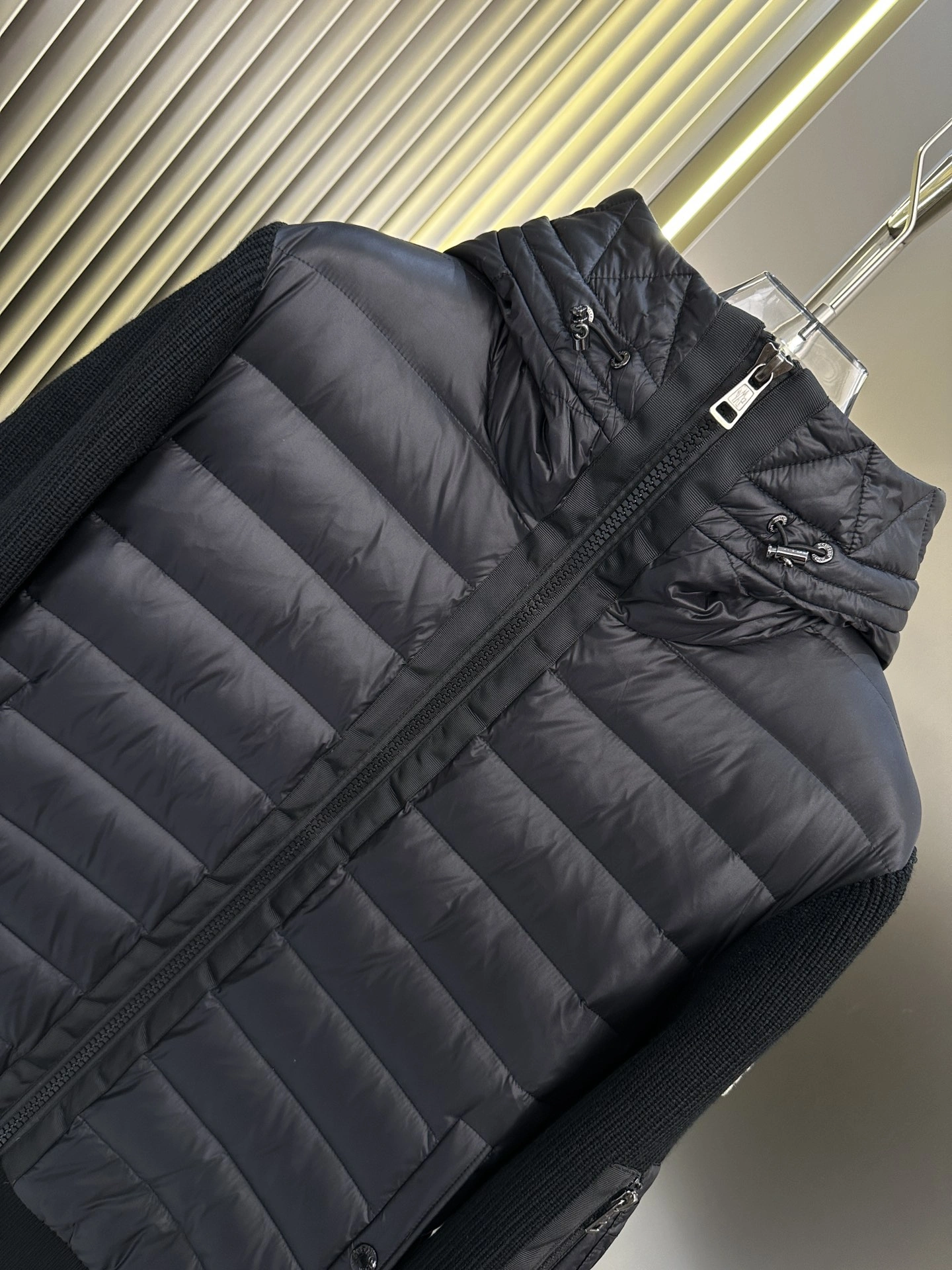 Moncler Down Jackets FreshLook 146681