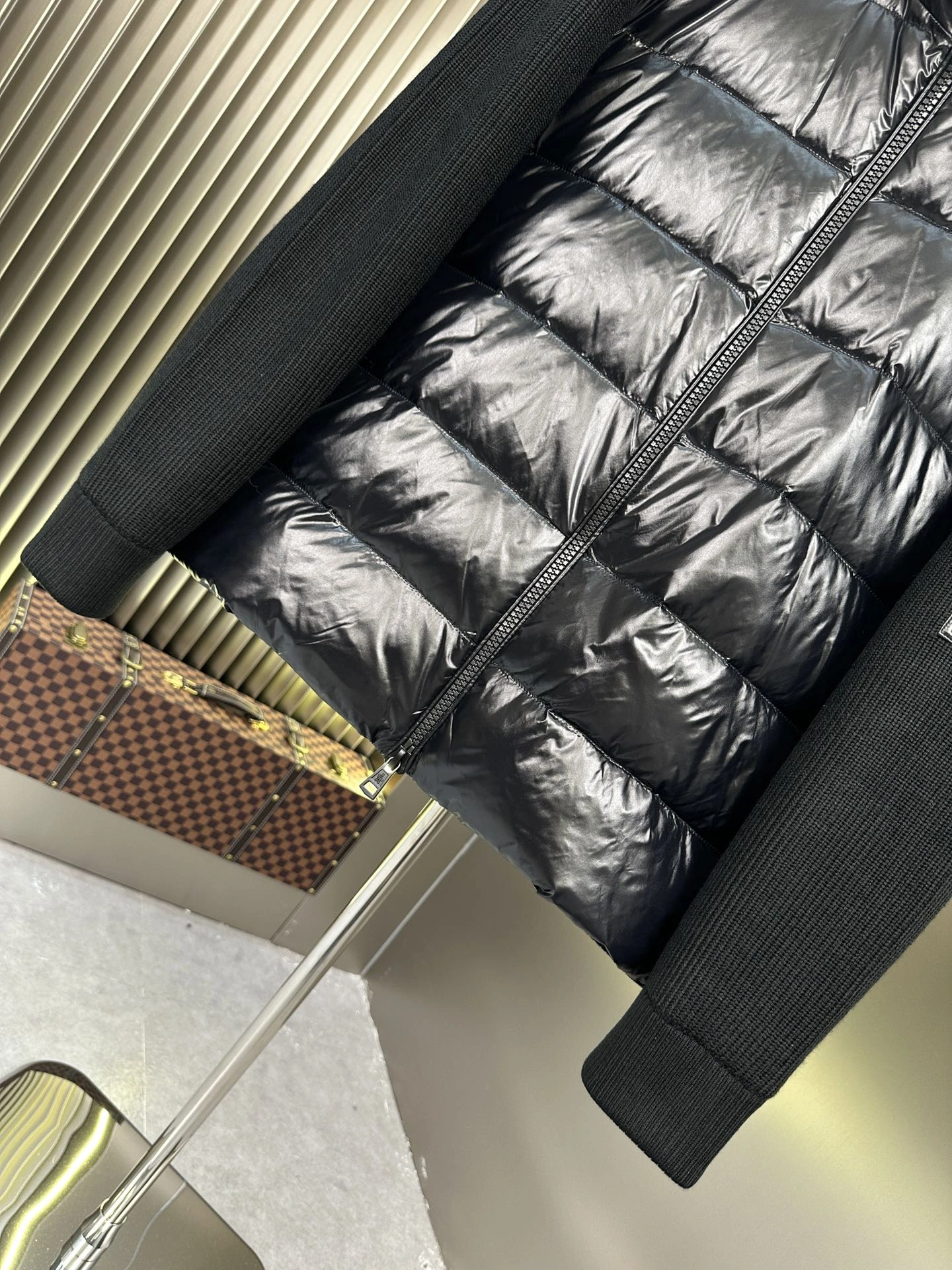 Moncler Down Jackets Bold 146663