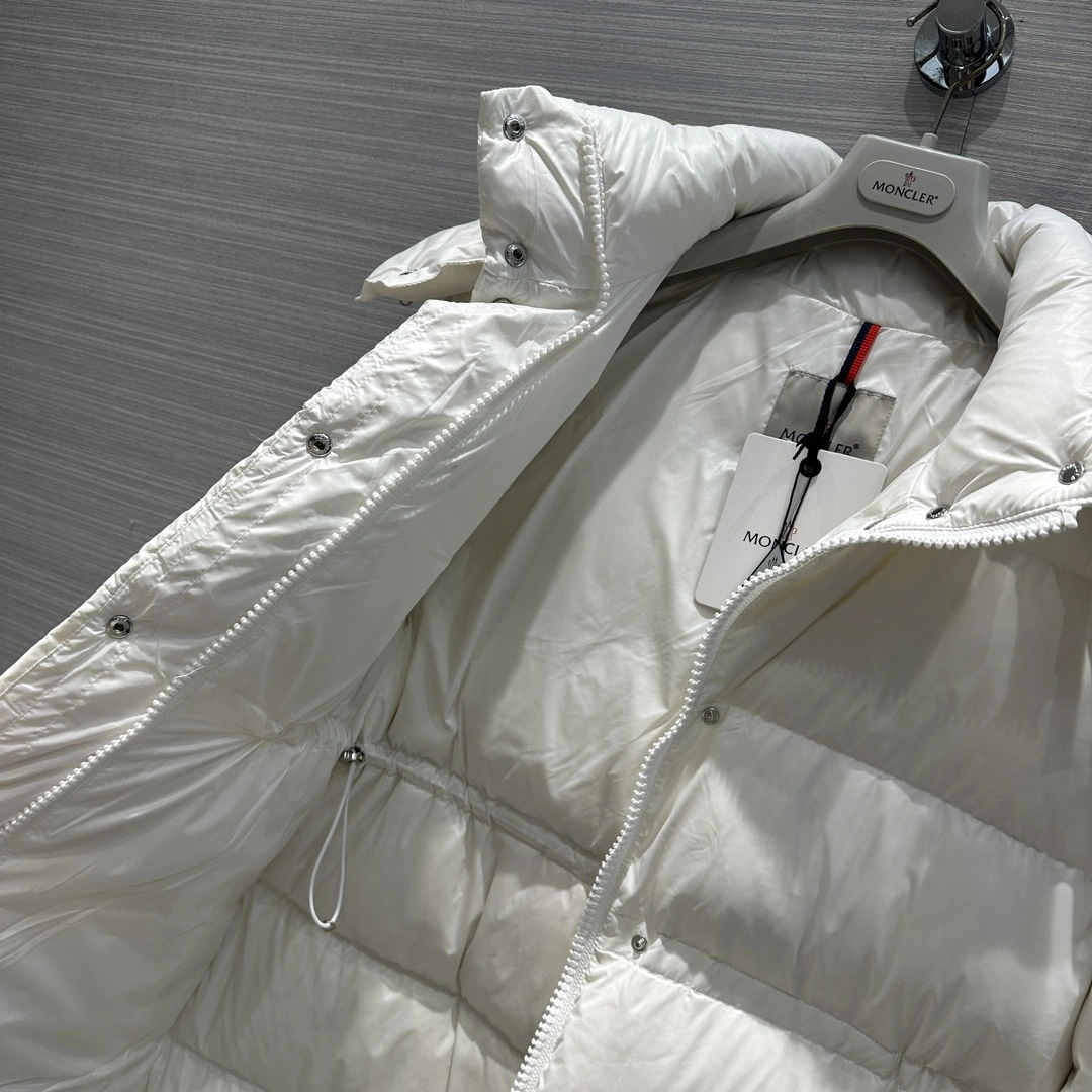 OnTrend Moncler Down Jackets 146652