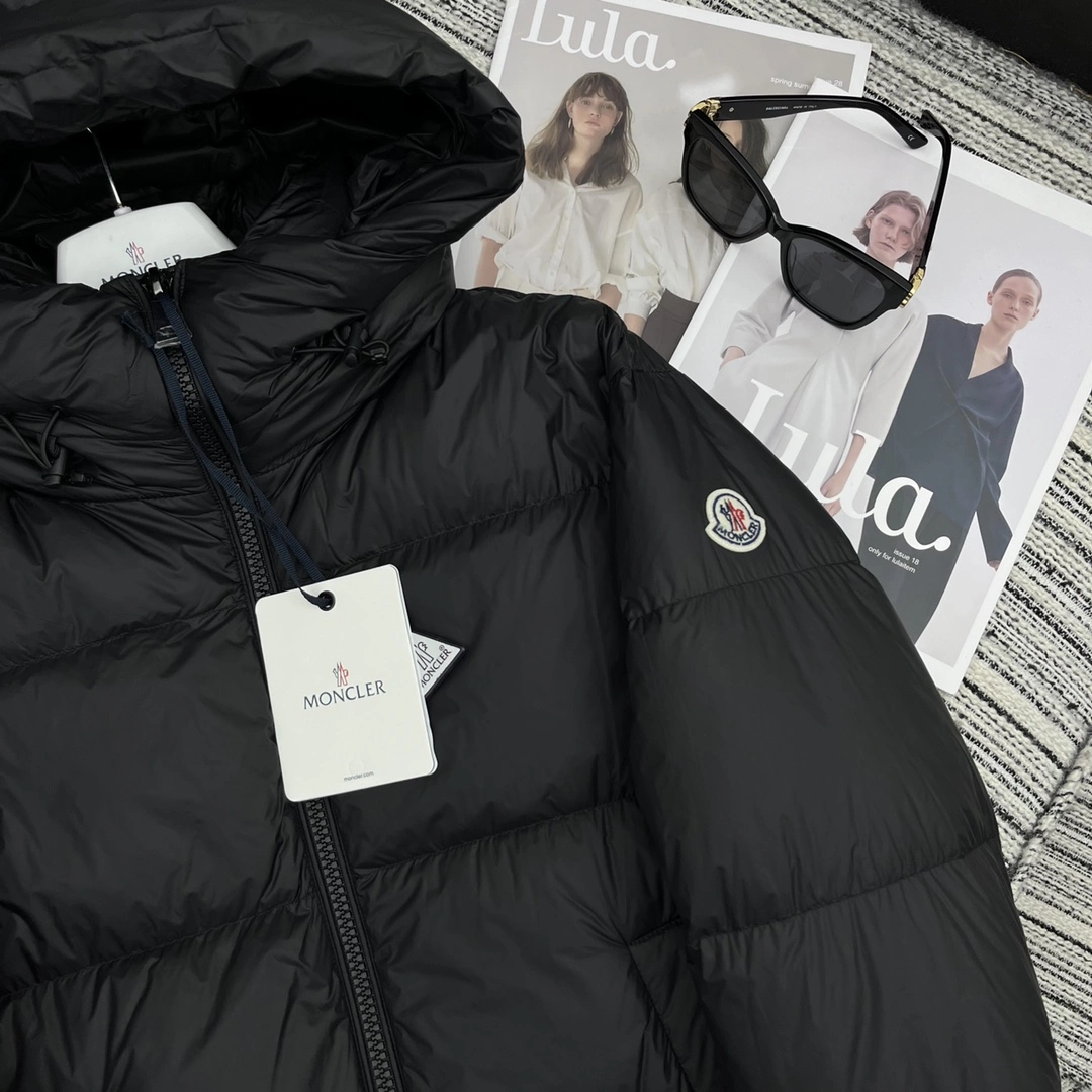 Reliable Moncler Down Jackets 146675