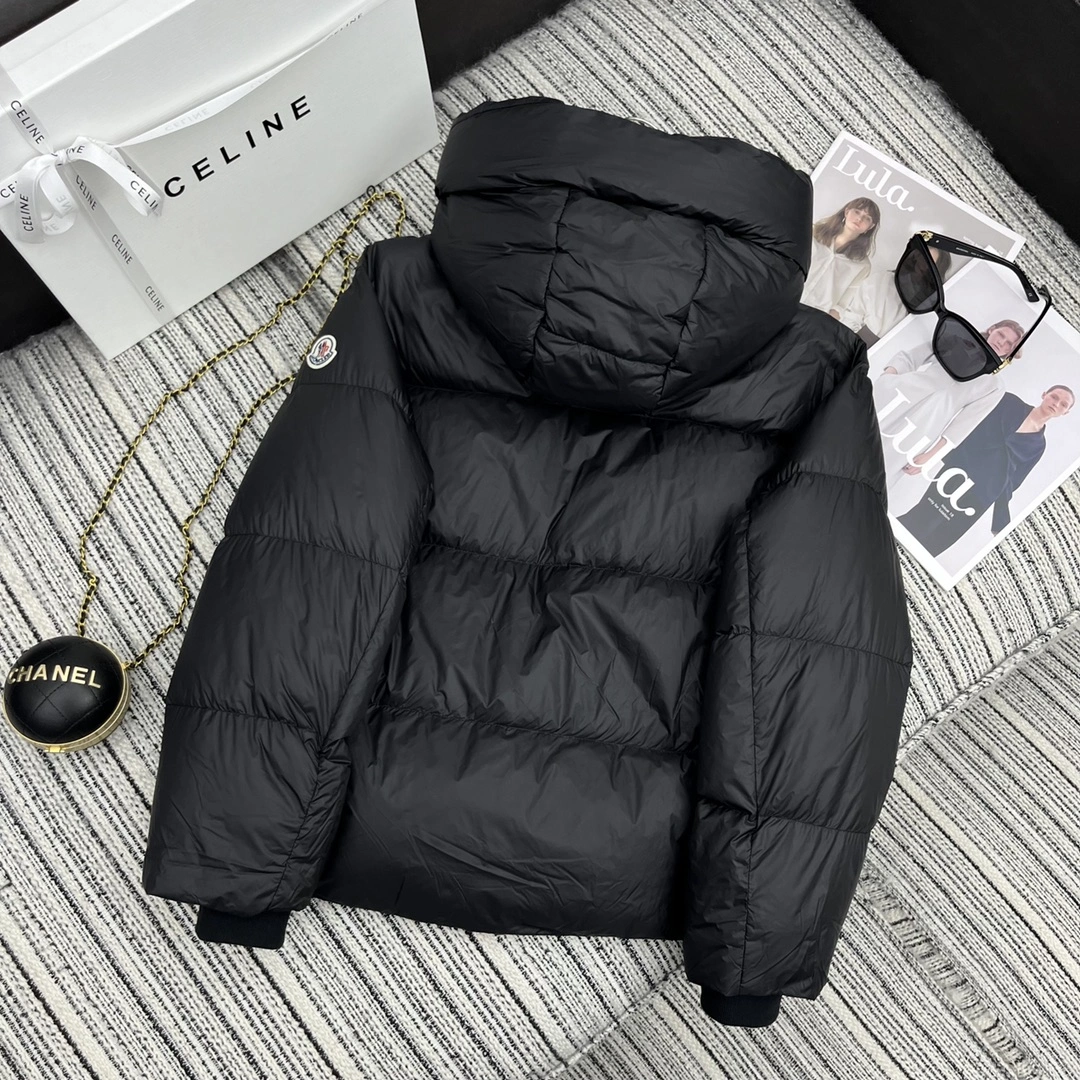 Reliable Moncler Down Jackets 146675
