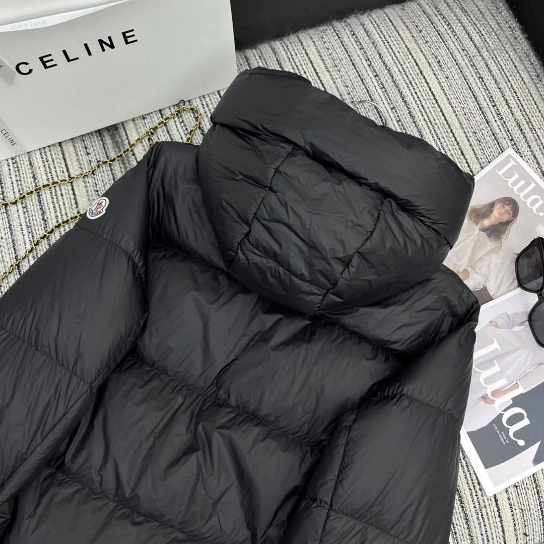 Reliable Moncler Down Jackets 146675