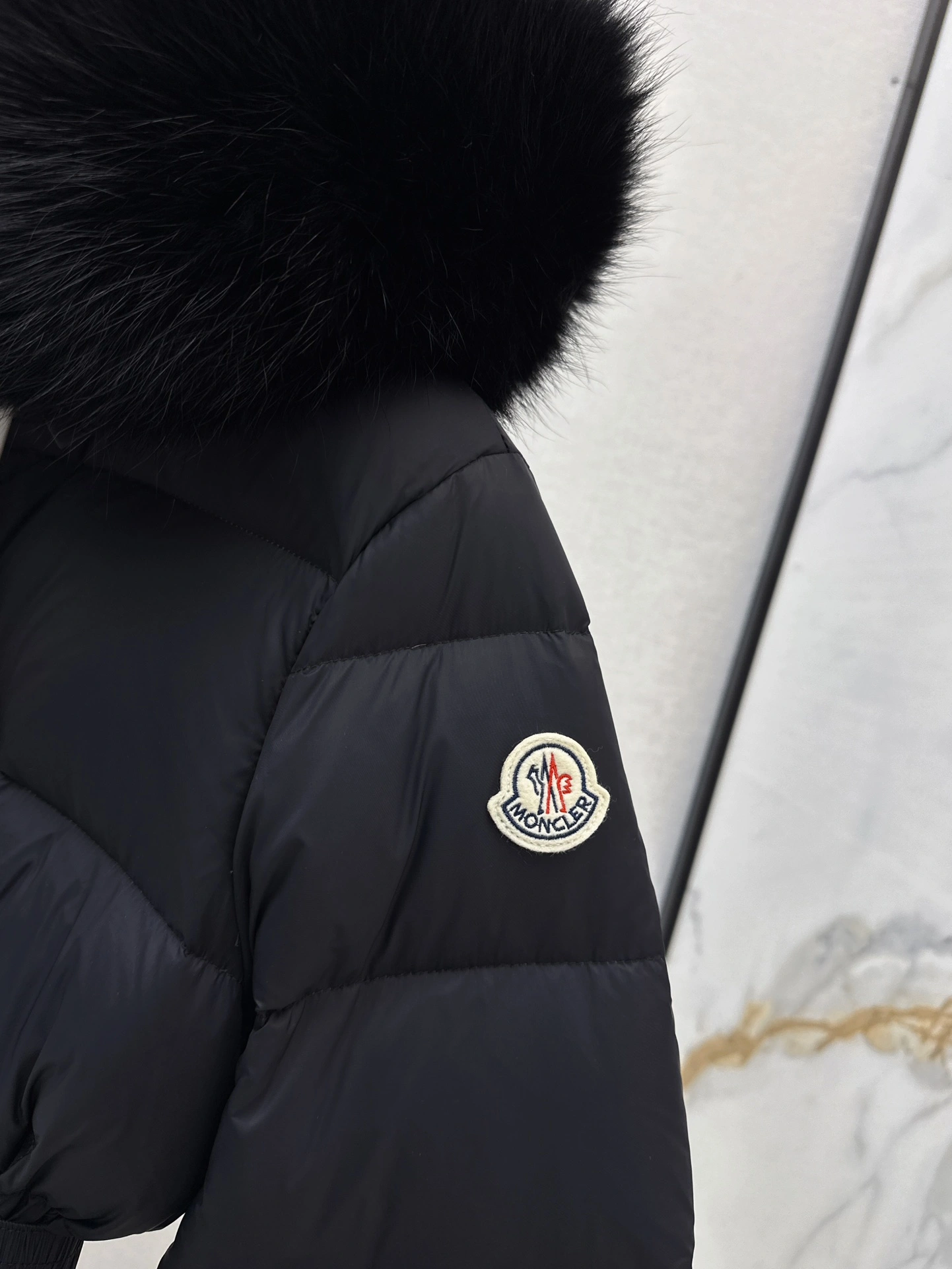 Moncler Down Jackets Premium 146650