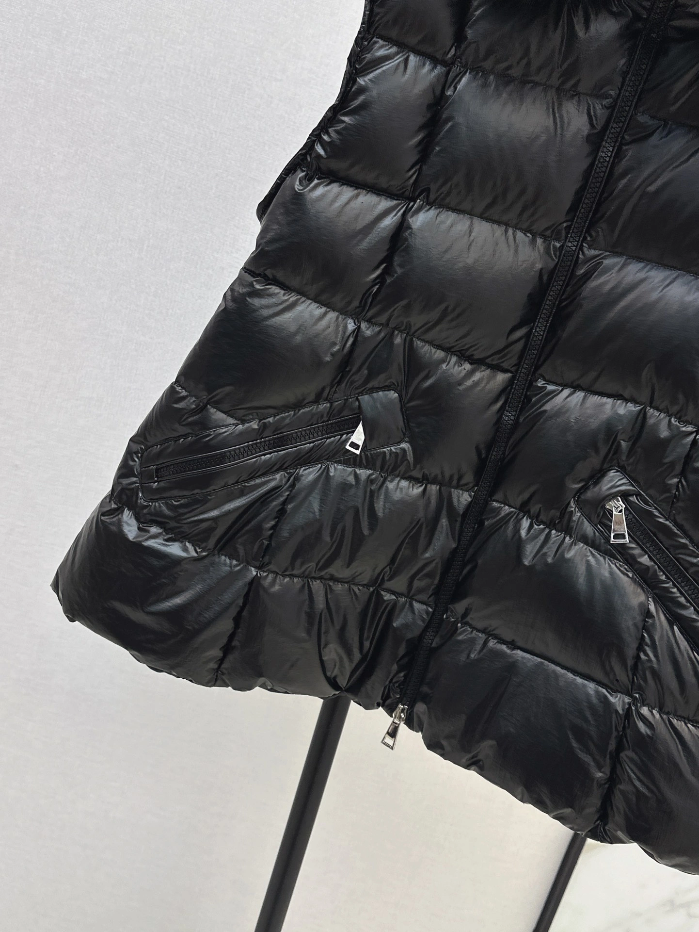 WellDesigned Moncler Down Jackets 146647