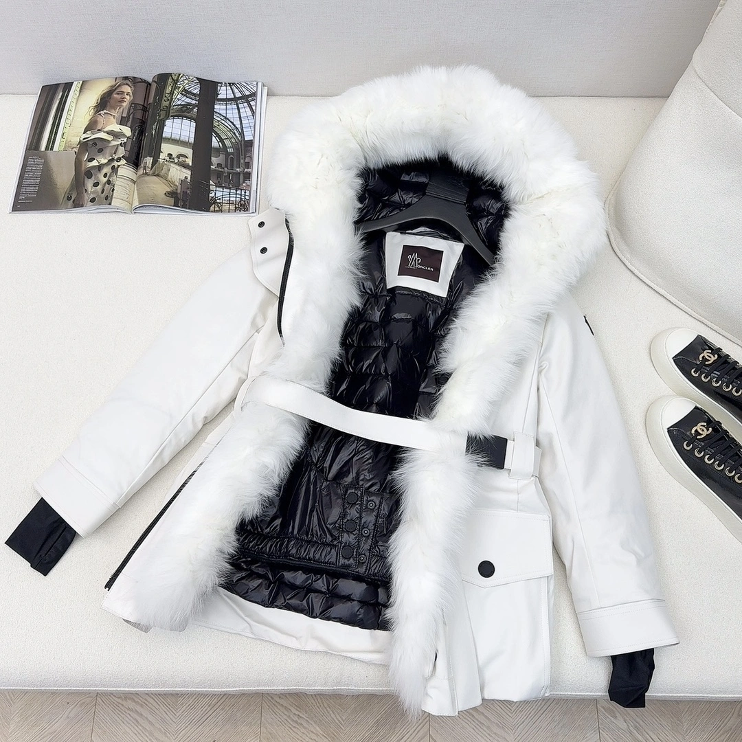 Moncler Down Jackets Contemporary 146645