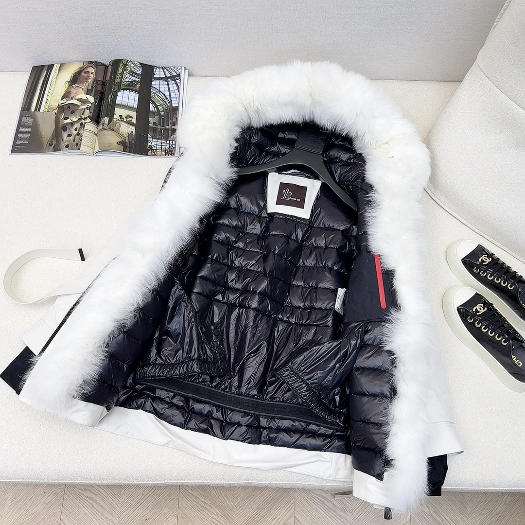 Moncler Down Jackets Contemporary 146645