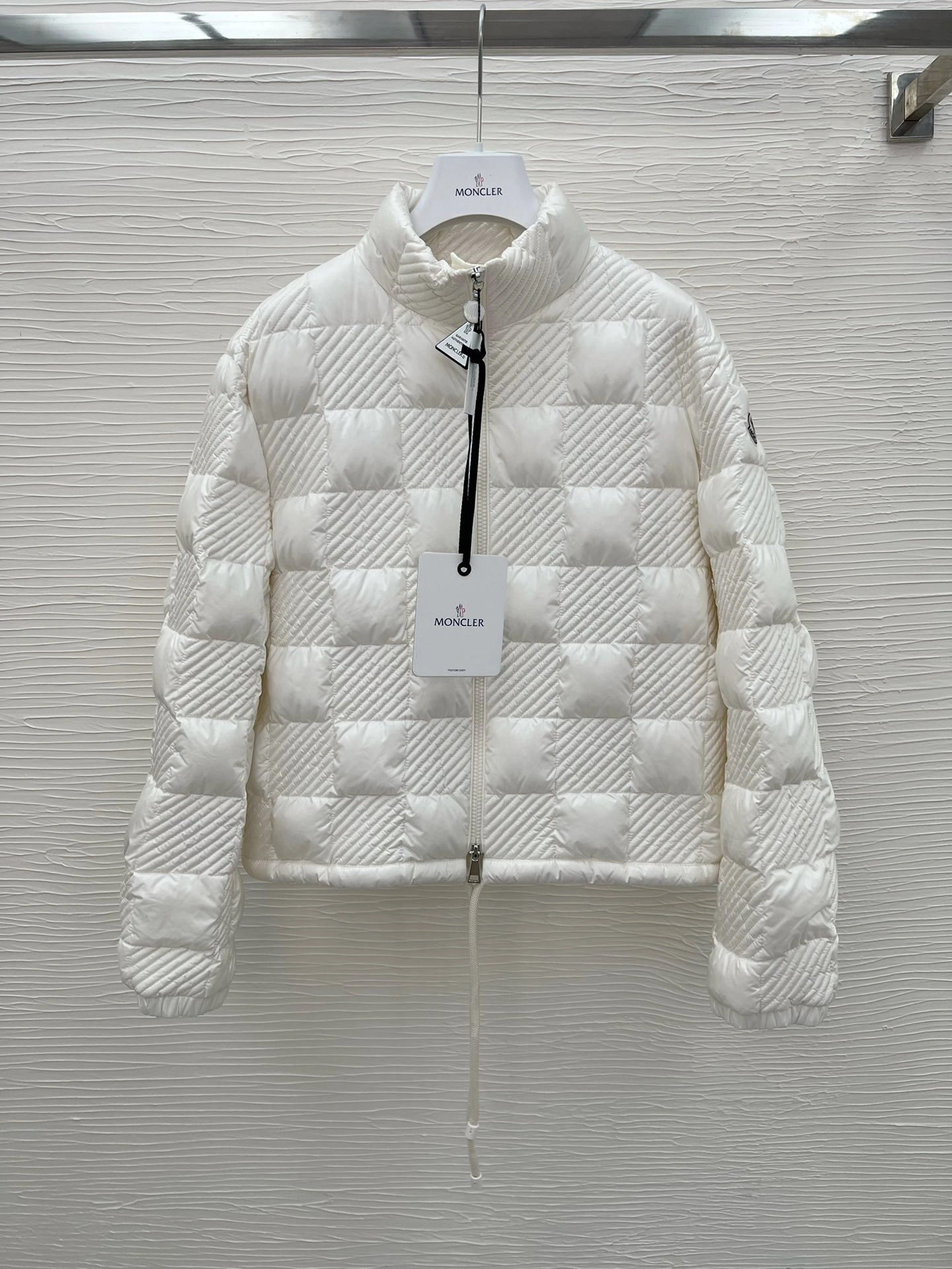TechFriendly Moncler Down Jackets 146643