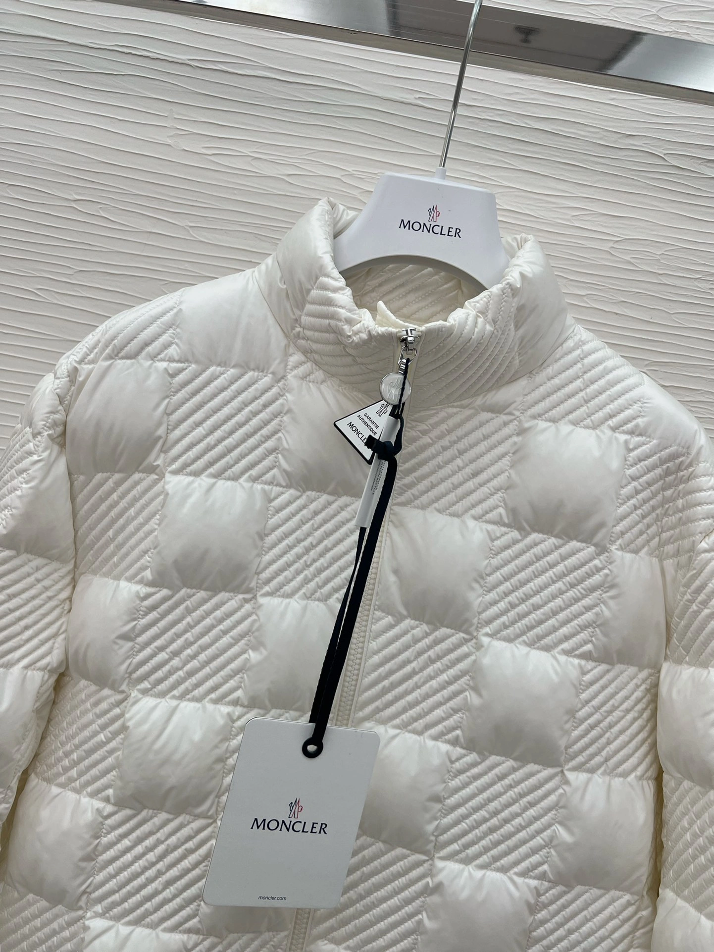 TechFriendly Moncler Down Jackets 146643