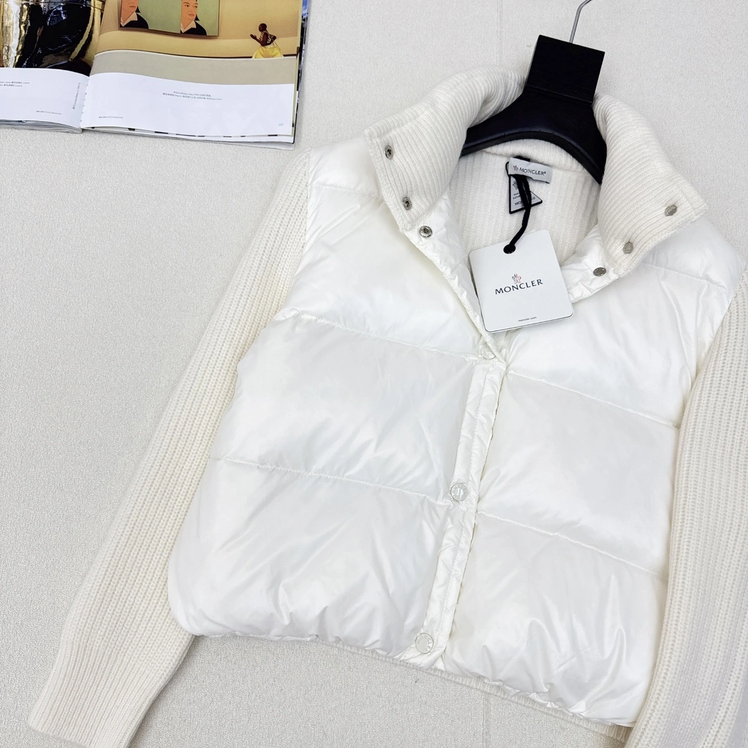 Tailored Moncler Down Jackets 146640