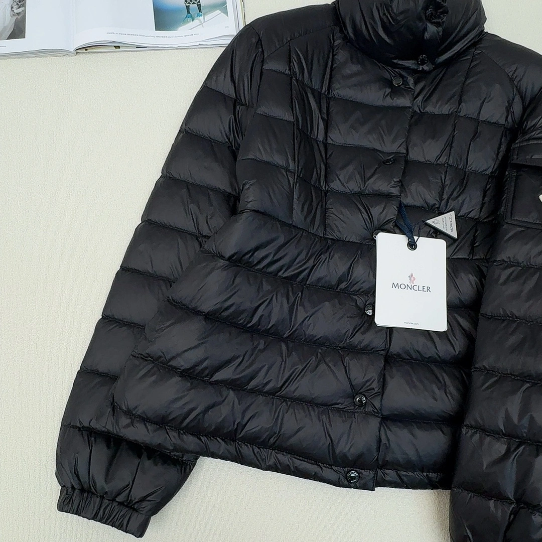 GoAnywhere Moncler Down Jackets 146627