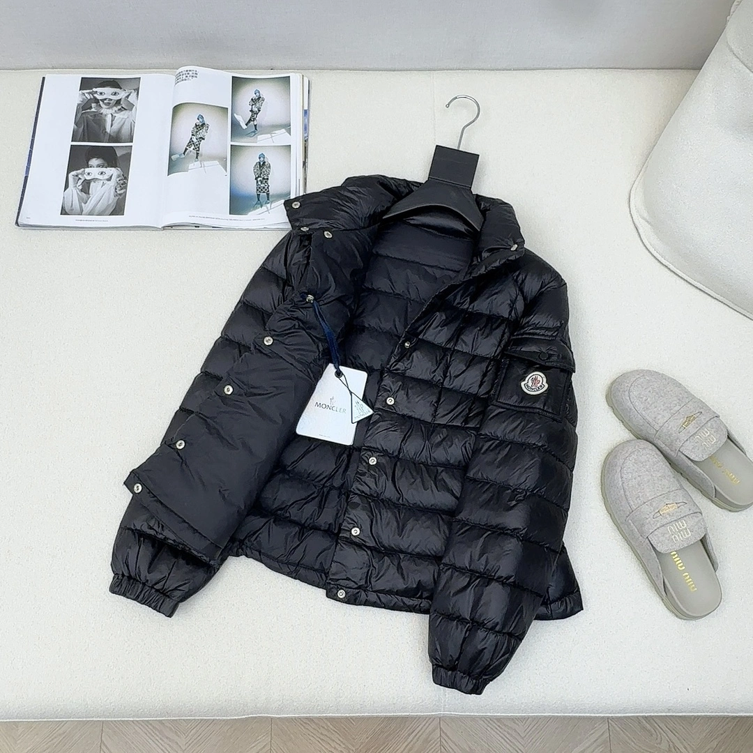 GoAnywhere Moncler Down Jackets 146627