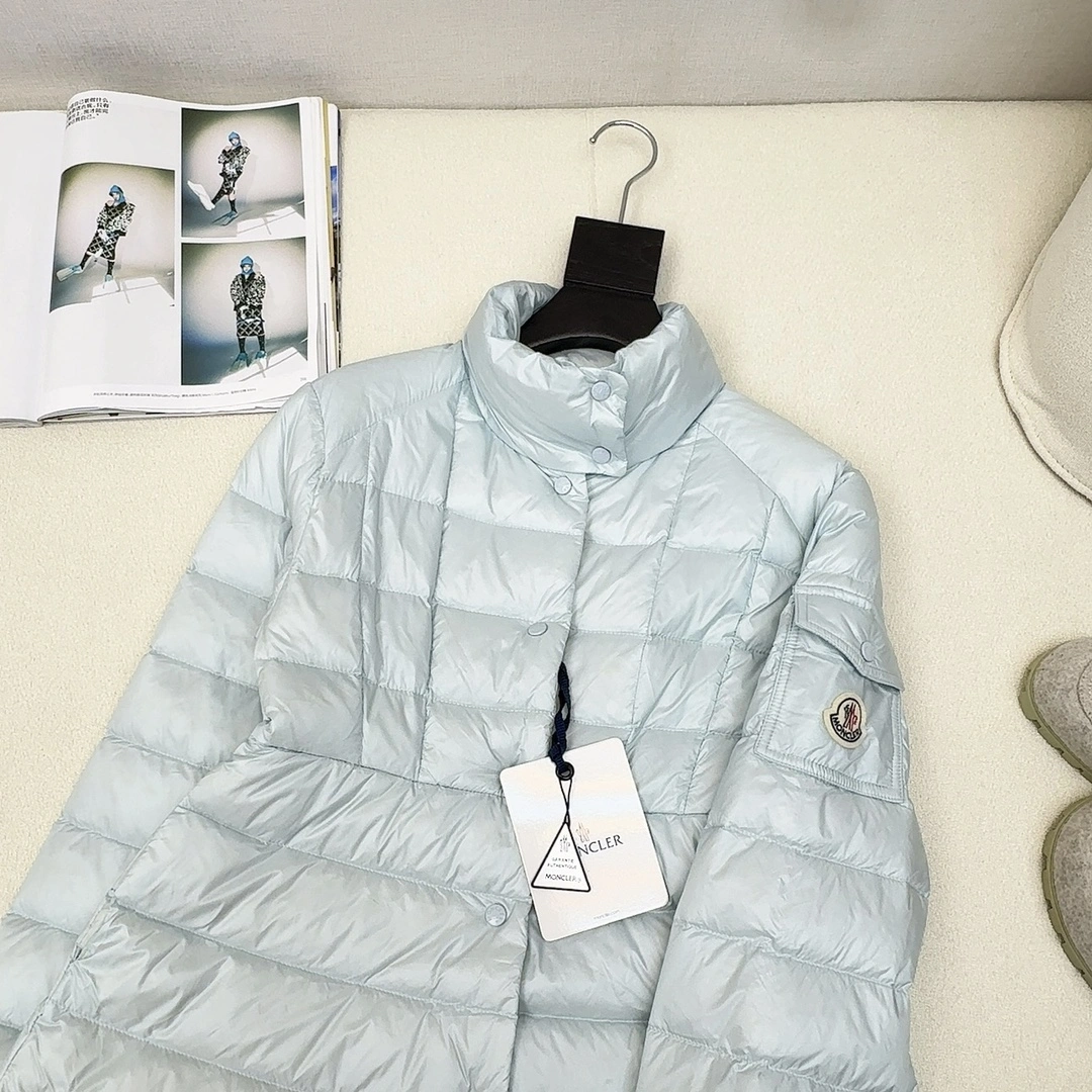 Bright Moncler Down Jackets 146628