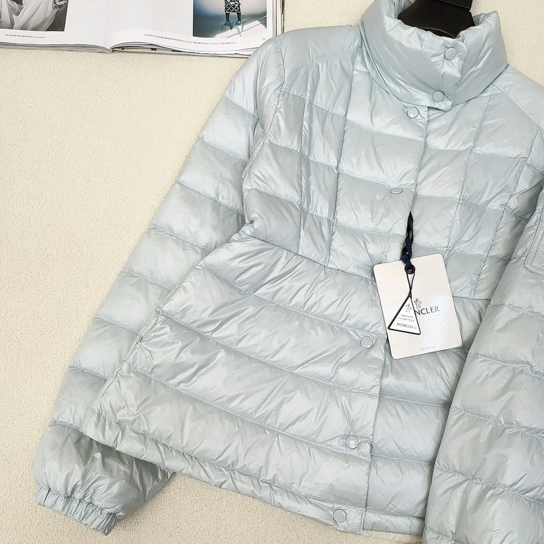 Bright Moncler Down Jackets 146628