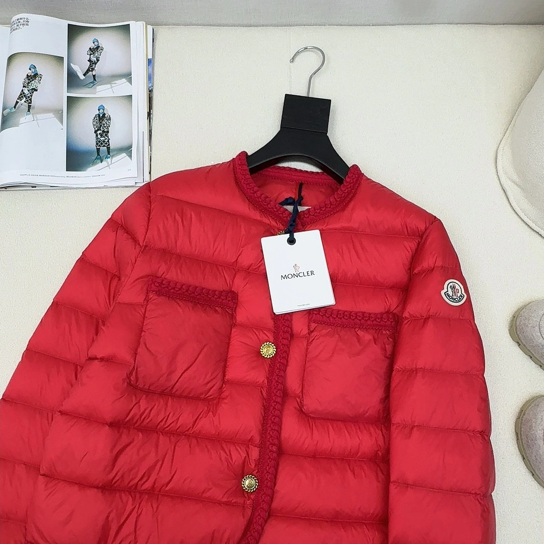 Resilient Moncler Down Jackets 146639
