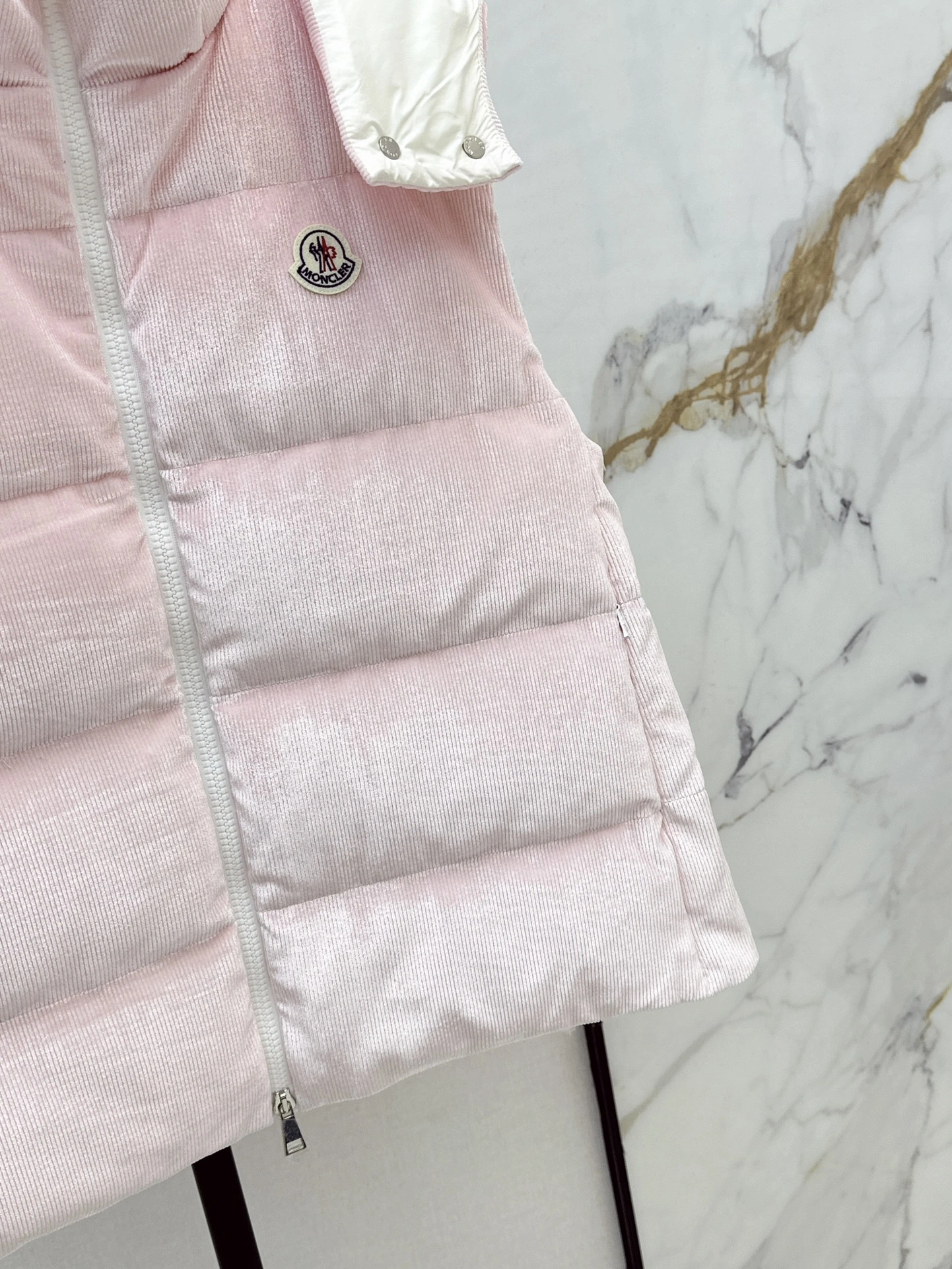 Moncler Down Jackets SoftTouch 146622