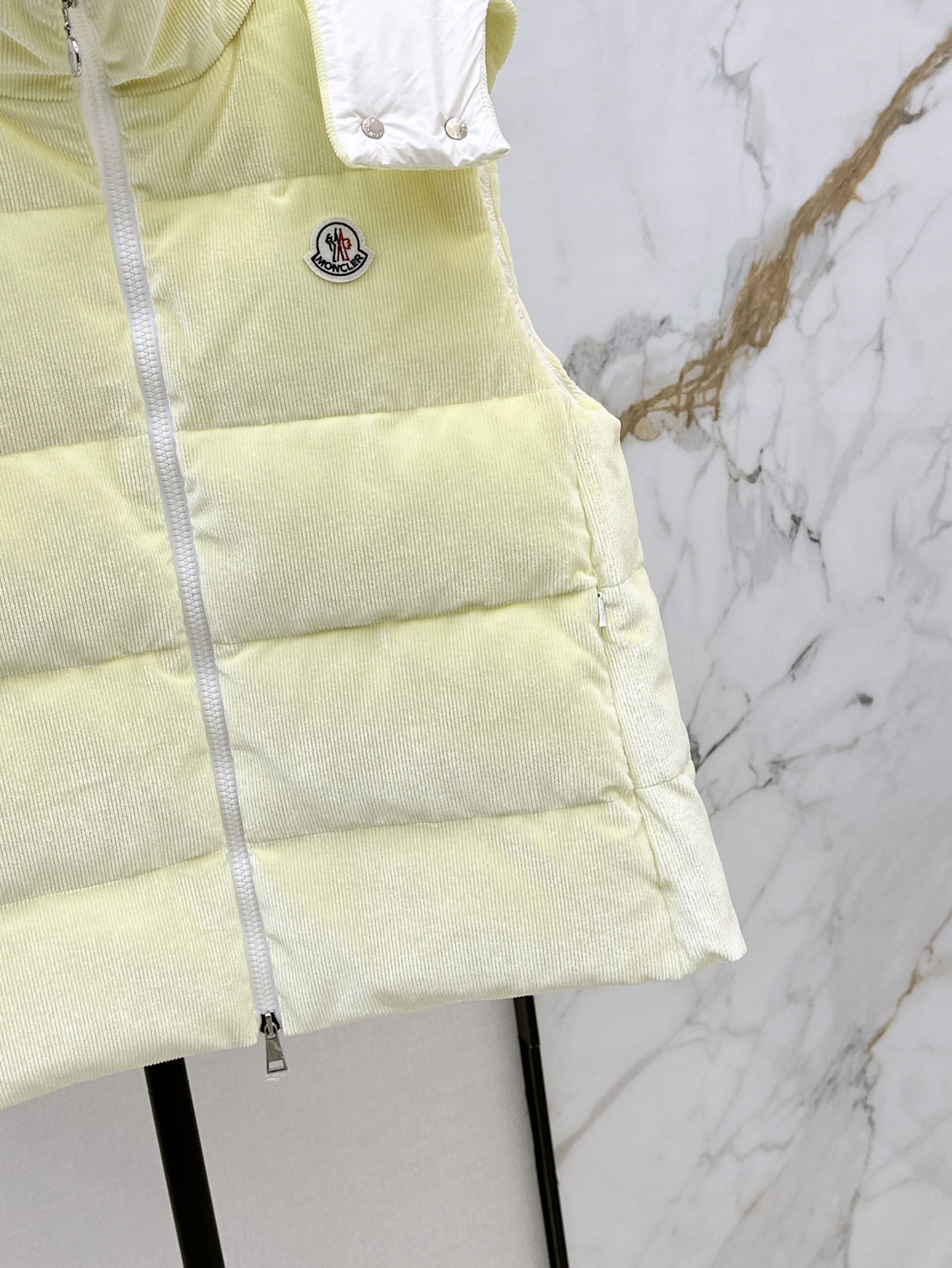 Moncler Down Jackets Premium 146620
