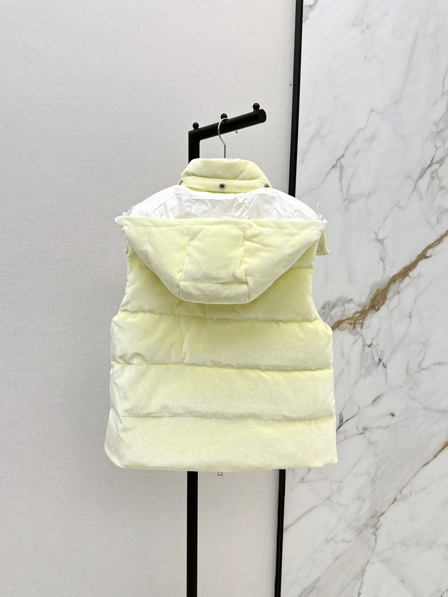 Moncler Down Jackets Premium 146620