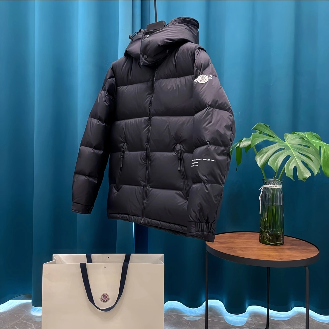 Moncler Down Jackets AllSeason 146626