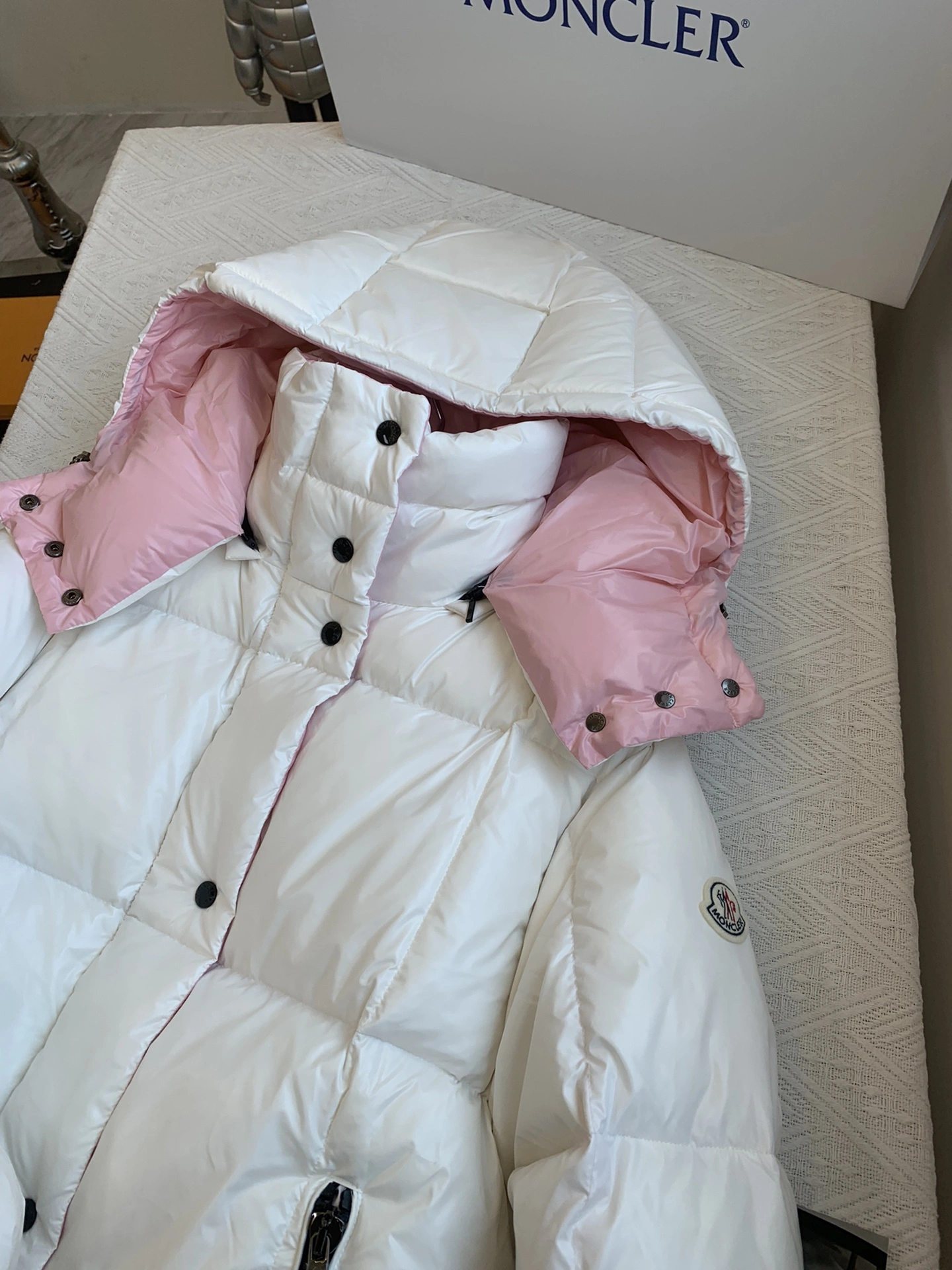 Moncler Down Jackets Modern 146687