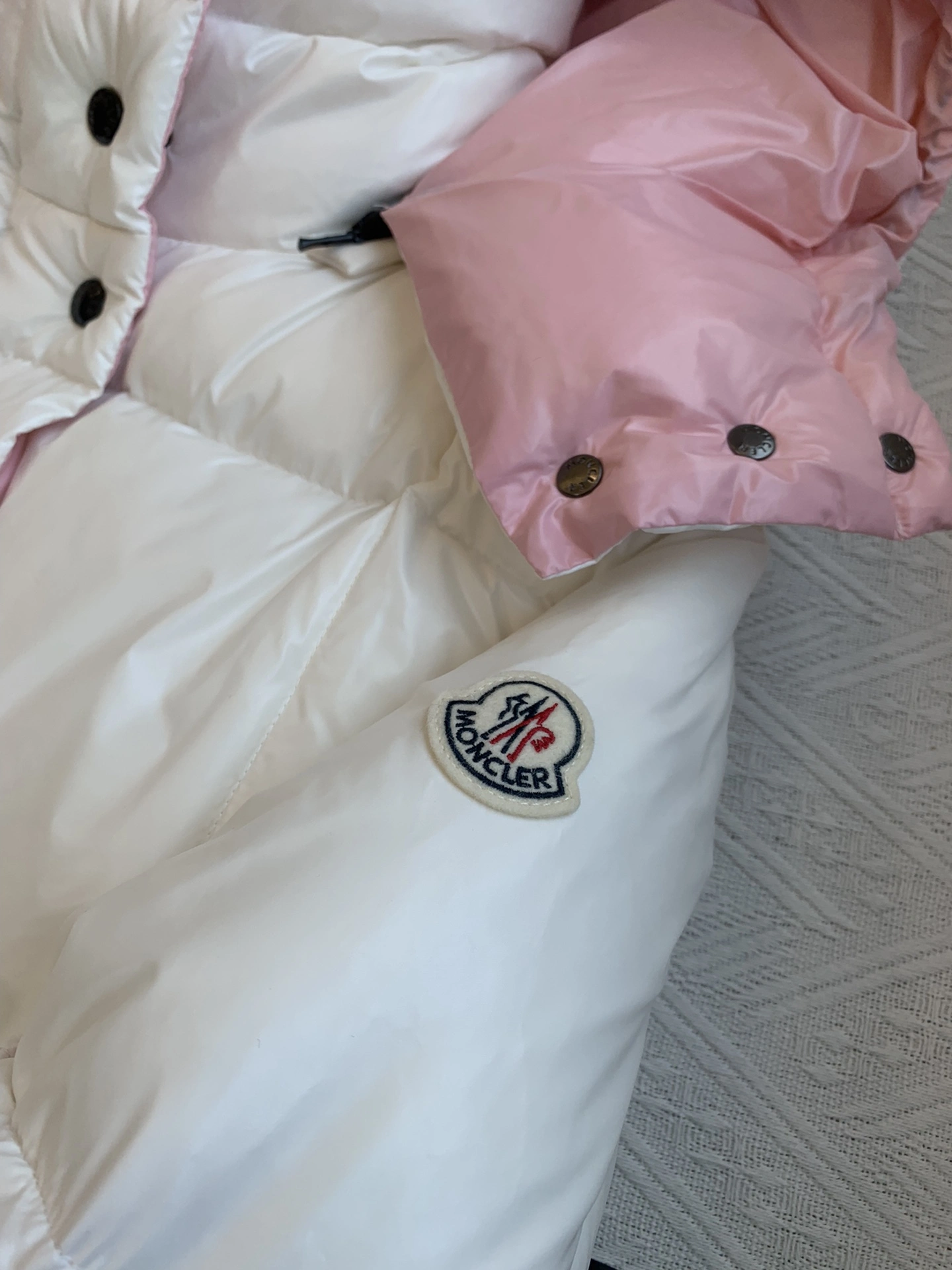 Moncler Down Jackets Modern 146687