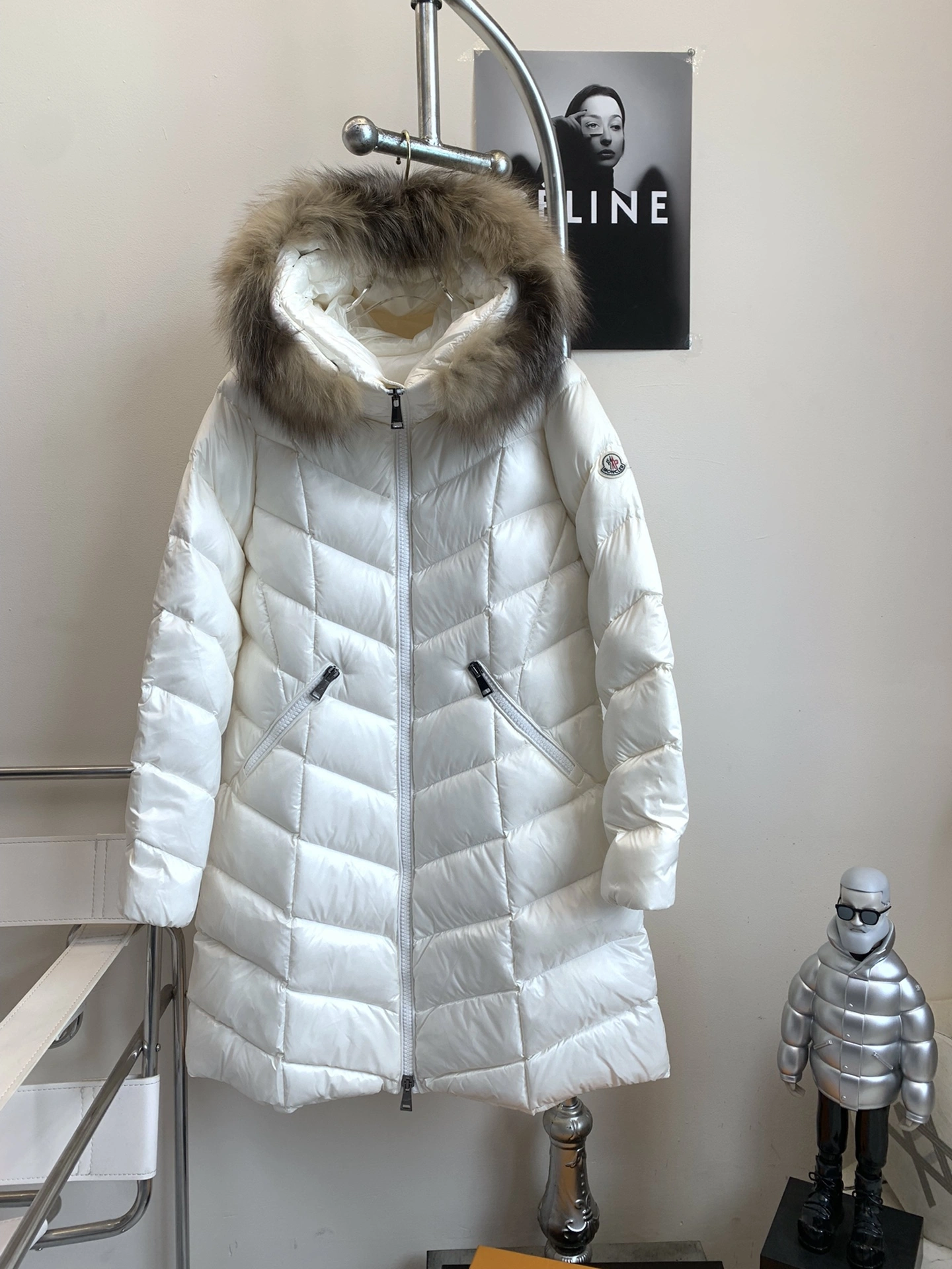 Trendsetting Moncler Down Jackets 146625