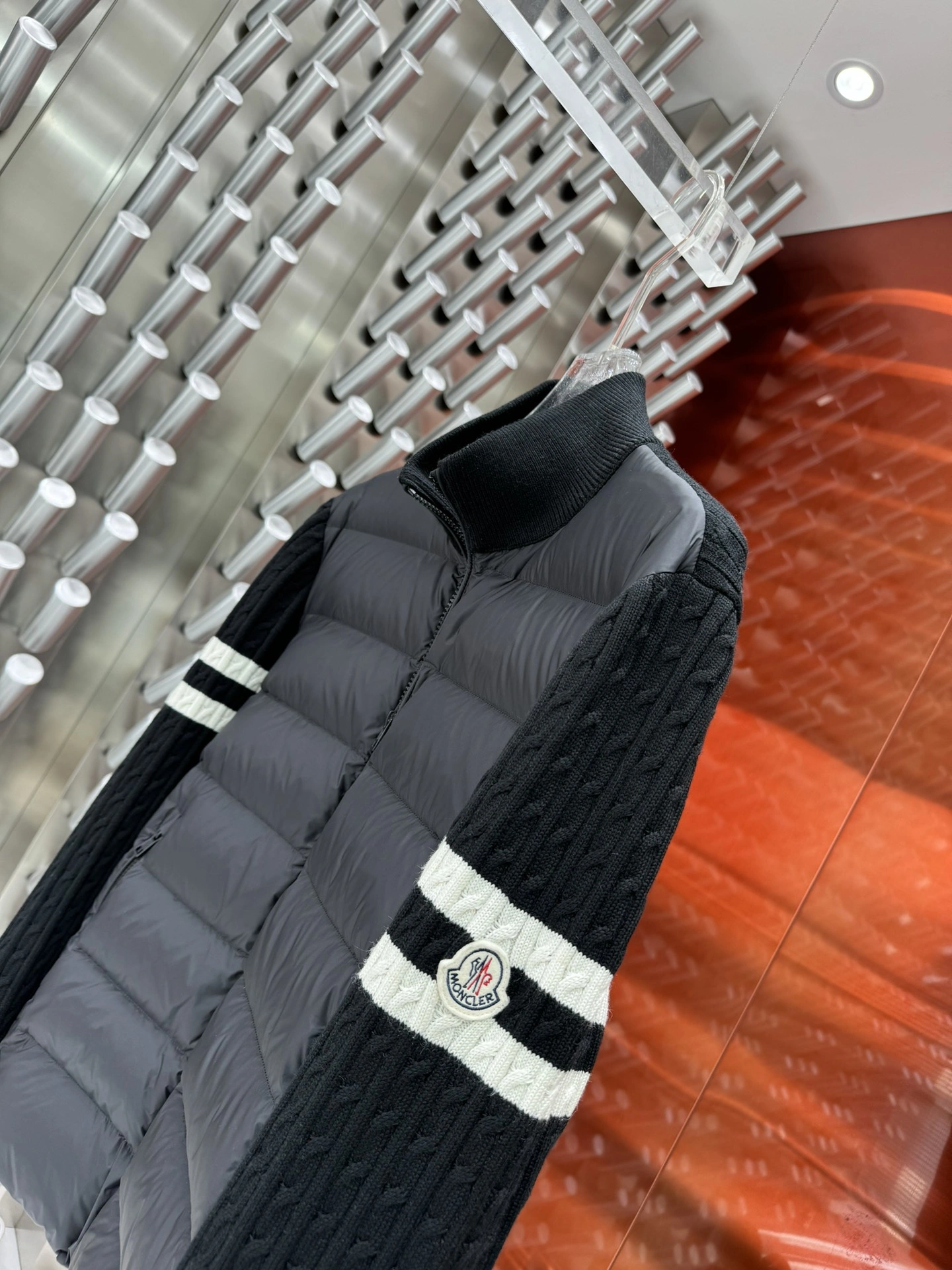 Moncler Down Jackets Packable 146632