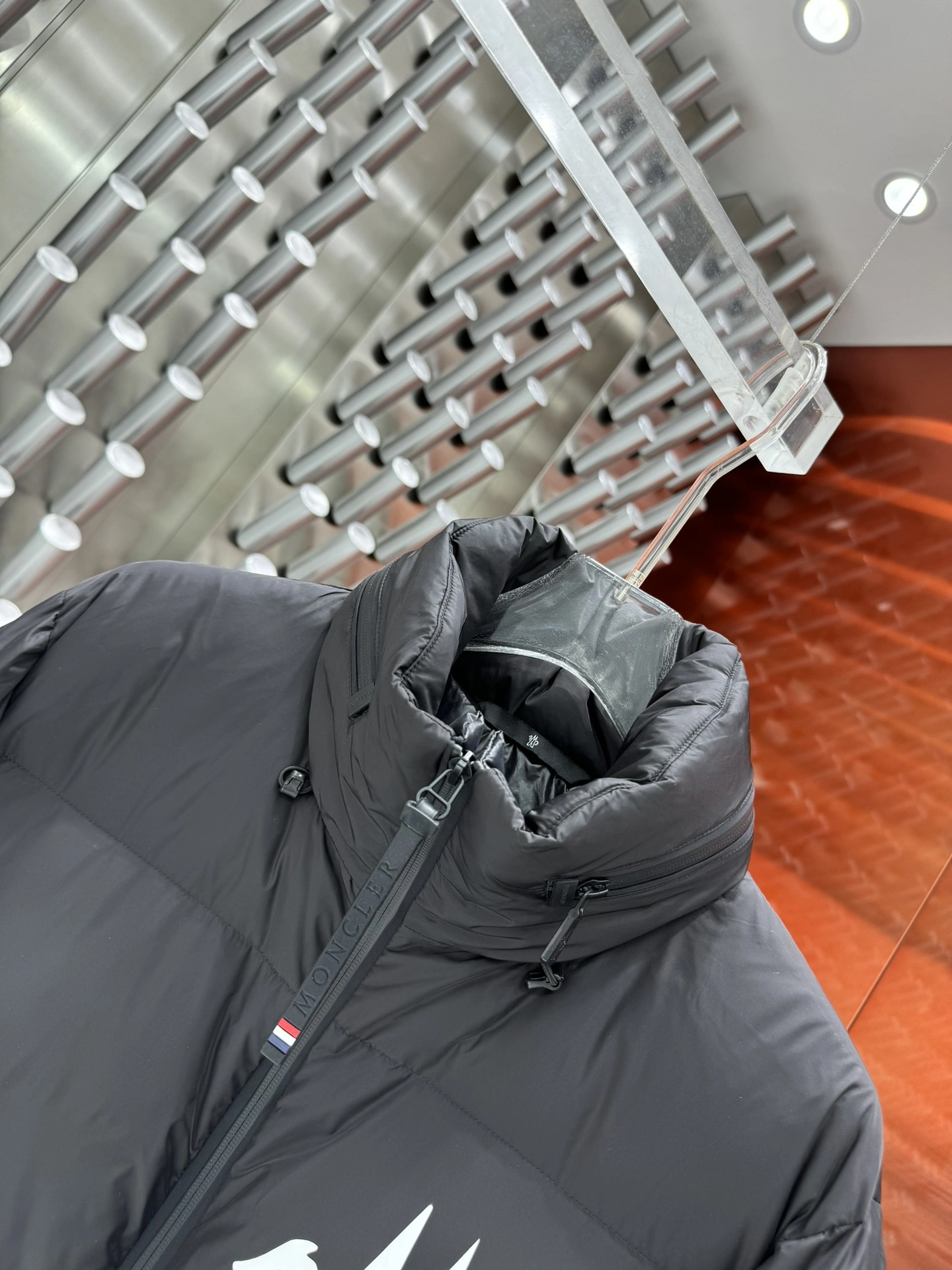 Resilient Moncler Down Jackets 146618
