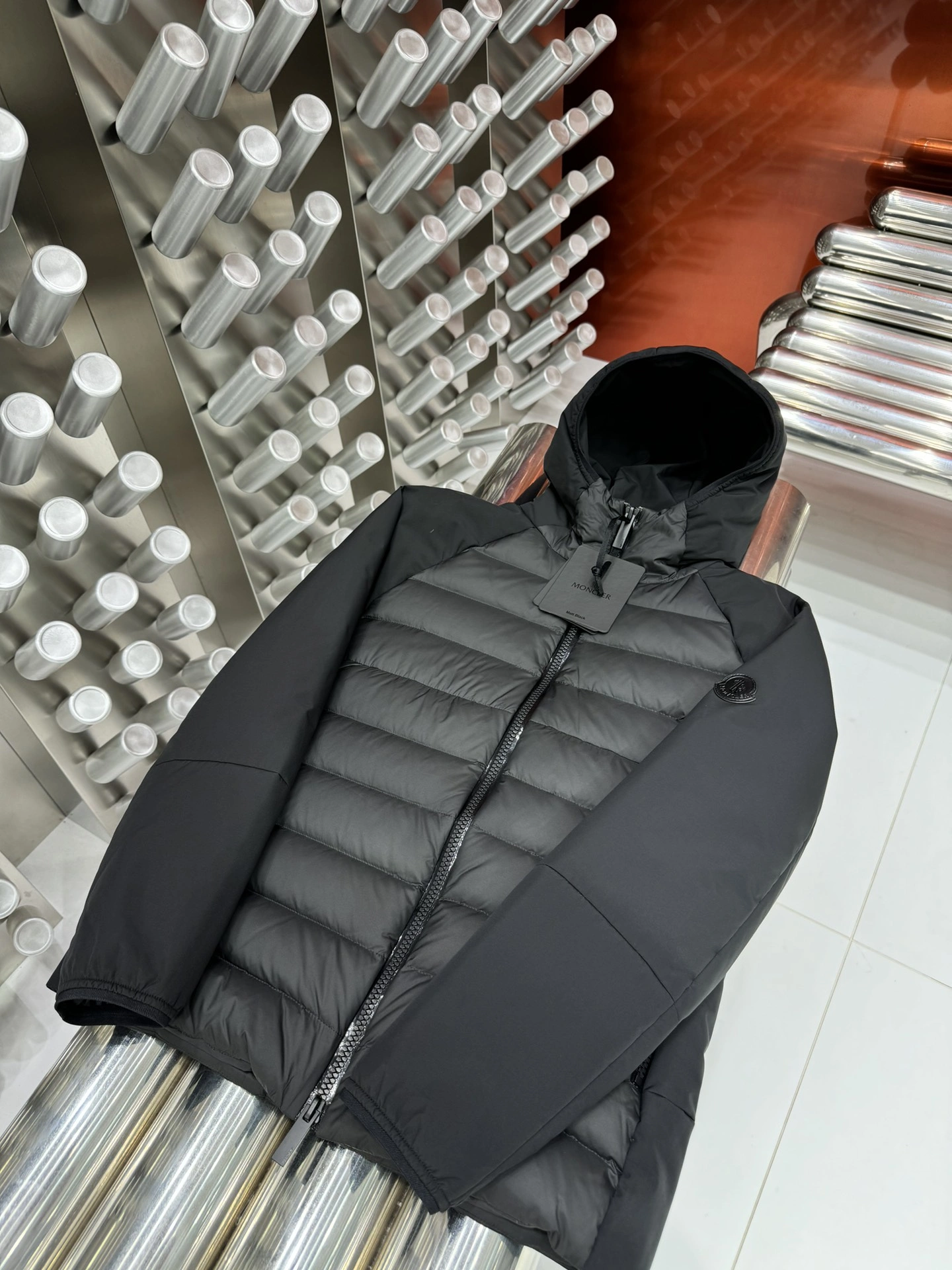 TravelReady Moncler Down Jackets 146609