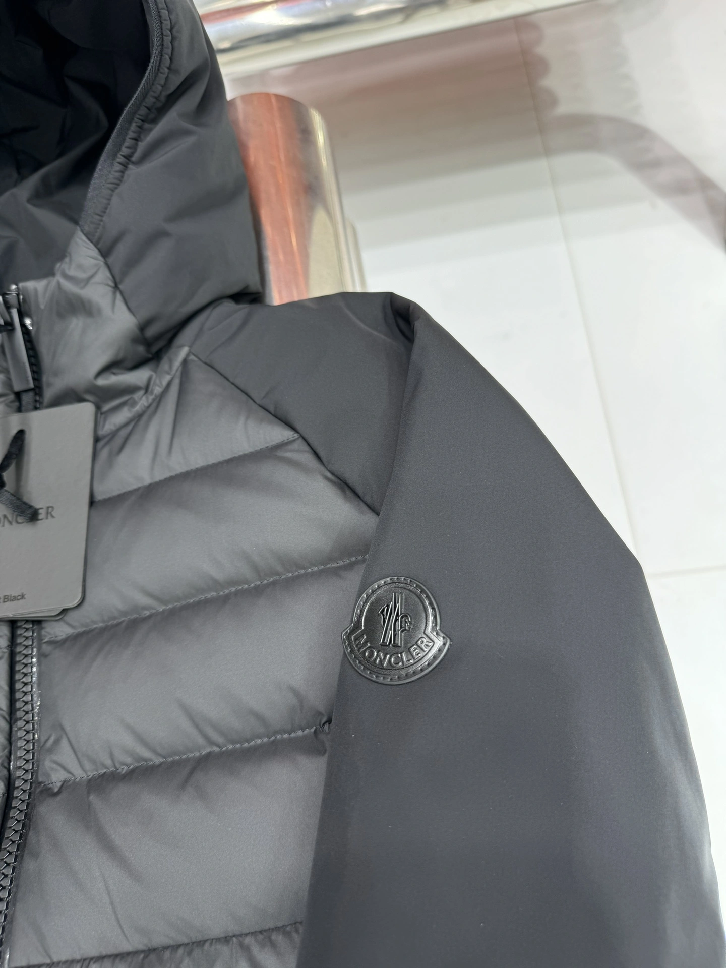 TravelReady Moncler Down Jackets 146609