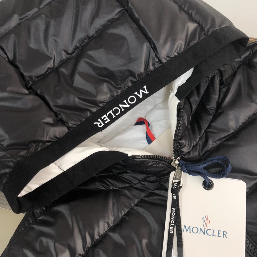 Moncler Down Jackets SportInspired 146608