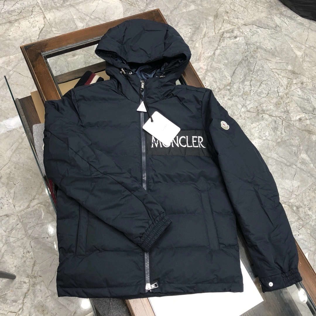 FlexibleFit Moncler Down Jackets 146605