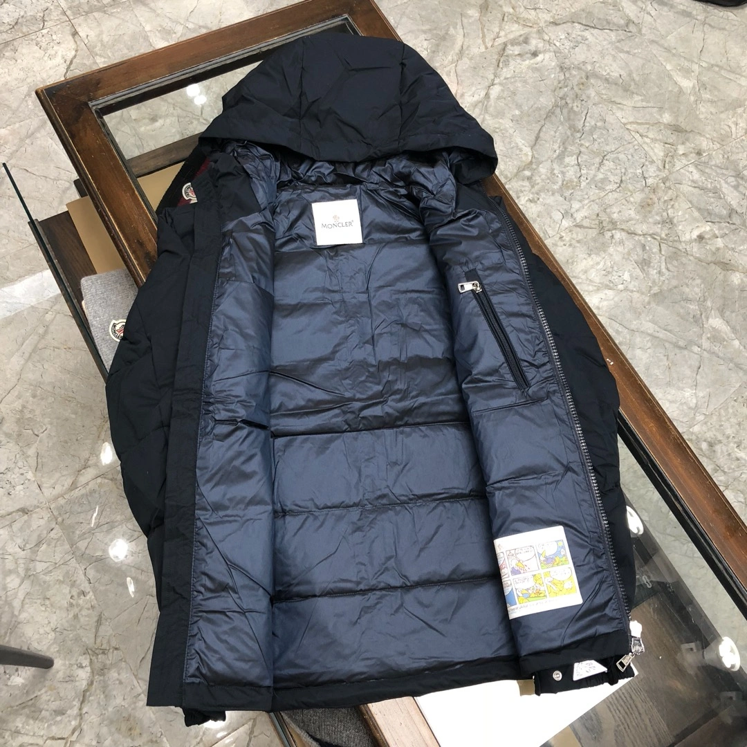 FlexibleFit Moncler Down Jackets 146605