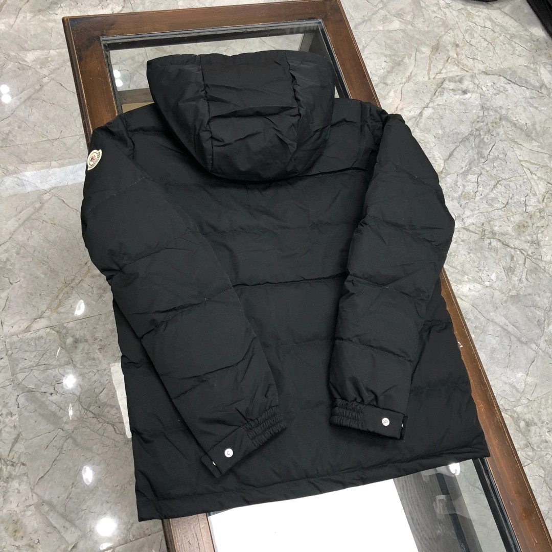 Moncler Down Jackets Popular 146604
