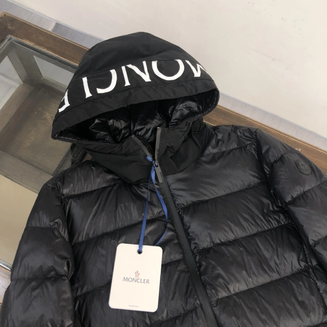 Moncler Down Jackets OdorResistant 146603