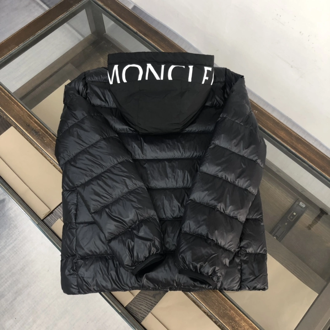 Moncler Down Jackets OdorResistant 146603