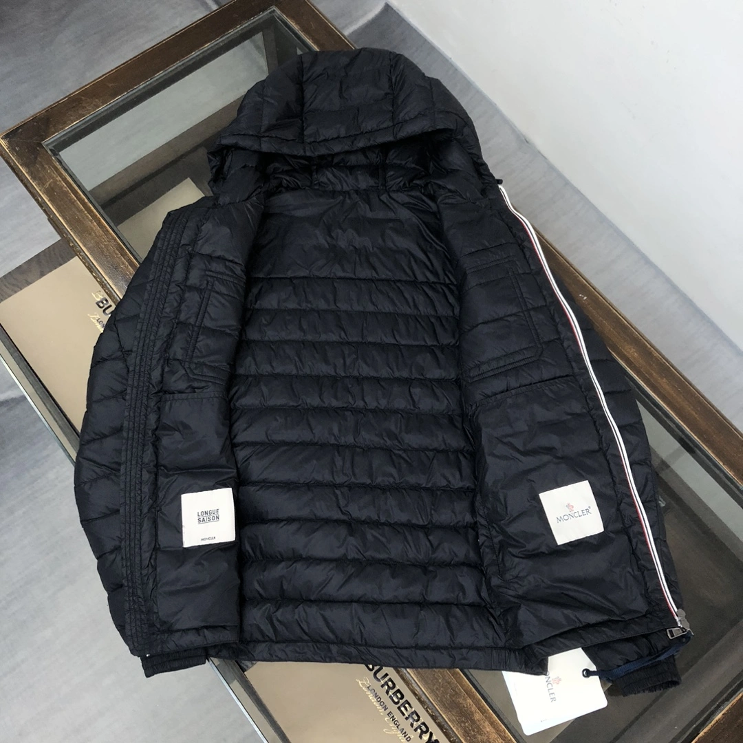 Moncler Down Jackets EasyMatch 146598