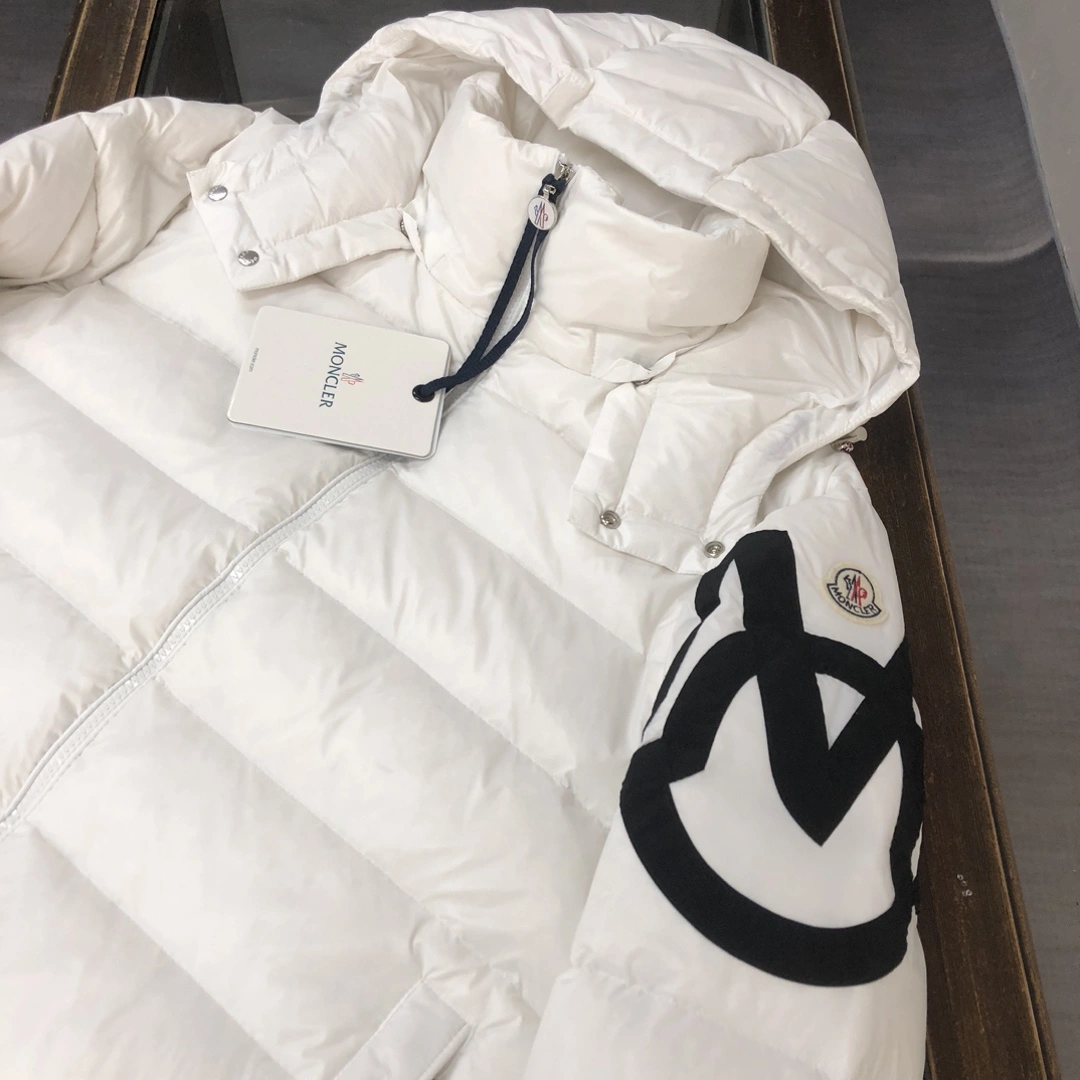 Affordable Moncler Down Jackets 146595