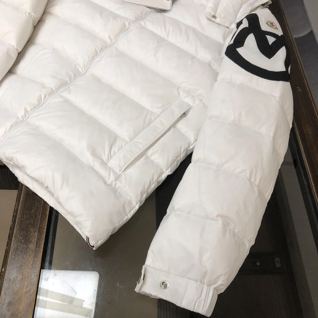 Affordable Moncler Down Jackets 146595