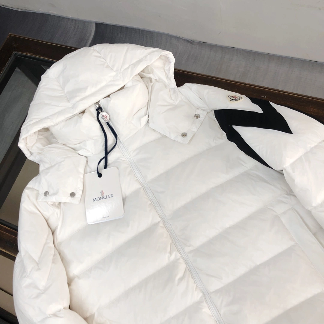 Moncler Down Jackets Colorful 146593