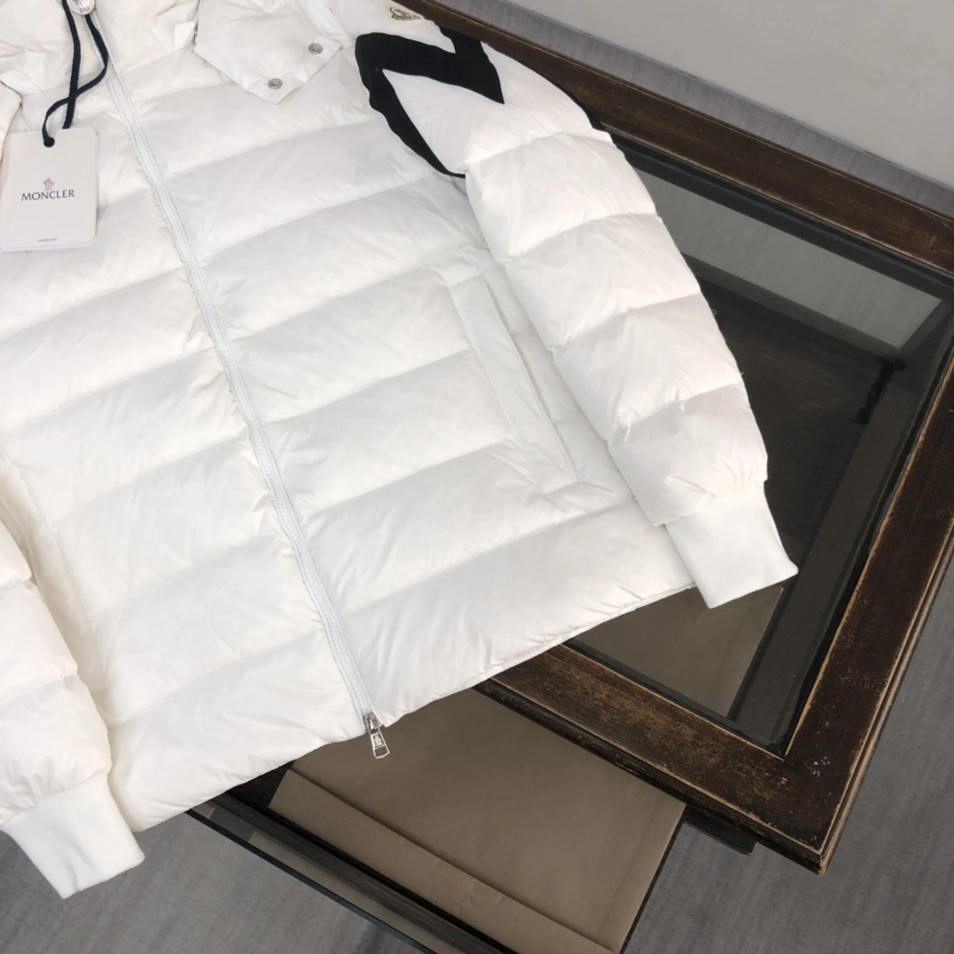 Moncler Down Jackets Colorful 146593