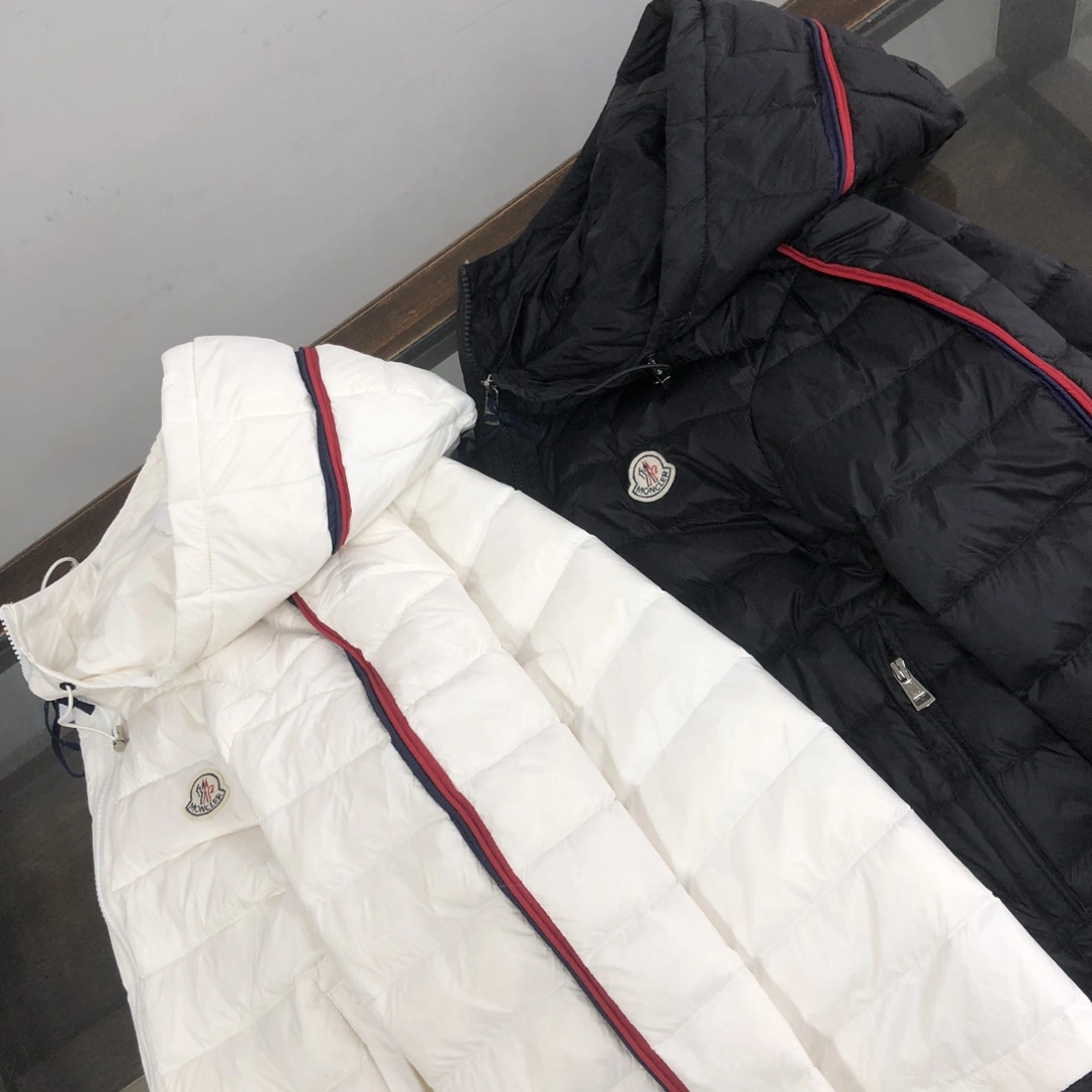 FlexibleFit Moncler Down Jackets 146581
