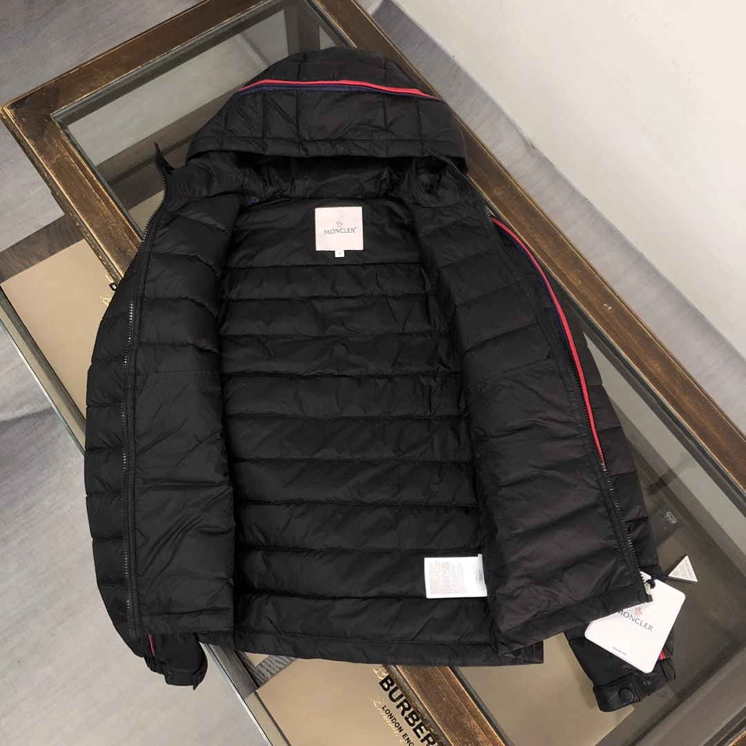 FlexibleFit Moncler Down Jackets 146581