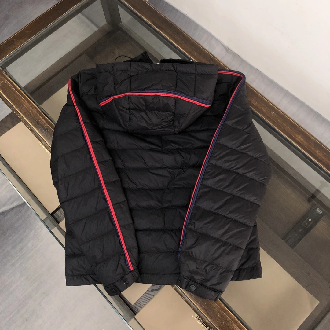 FlexibleFit Moncler Down Jackets 146581
