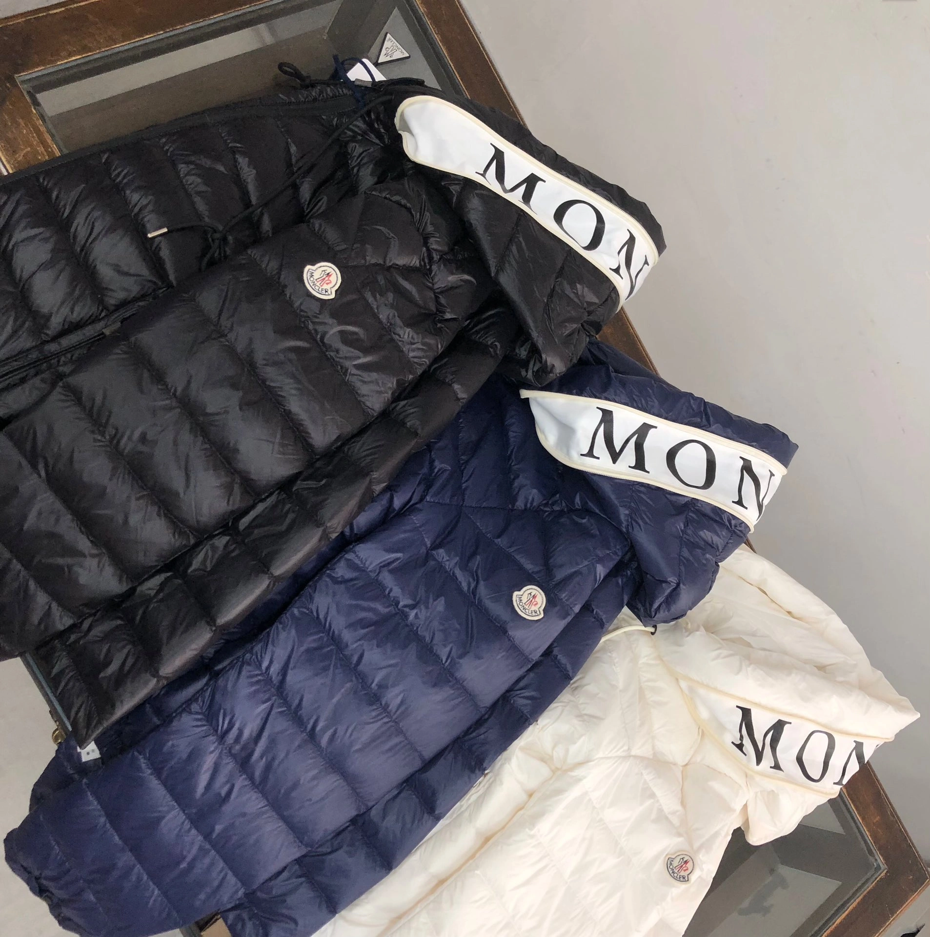 Stylish Moncler Down Jackets 146585