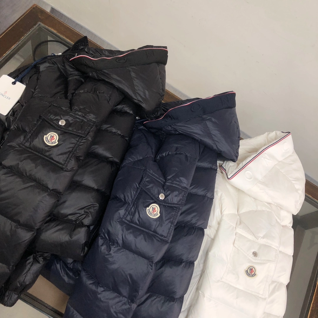 Tailored Moncler Down Jackets 146575